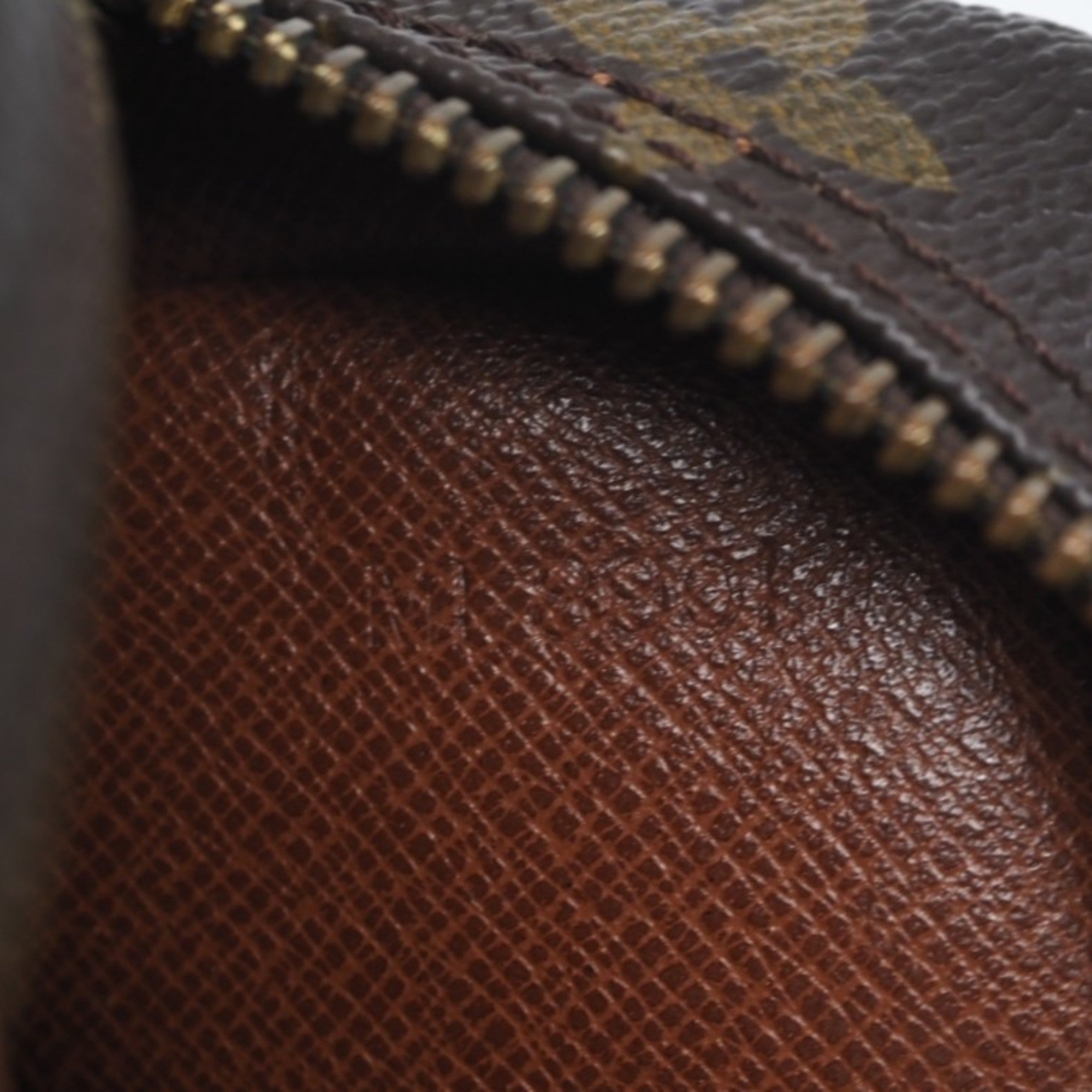 Louis Vuitton Brown Coated Canvas Leather Shoulder Bag (Pre-Owned)