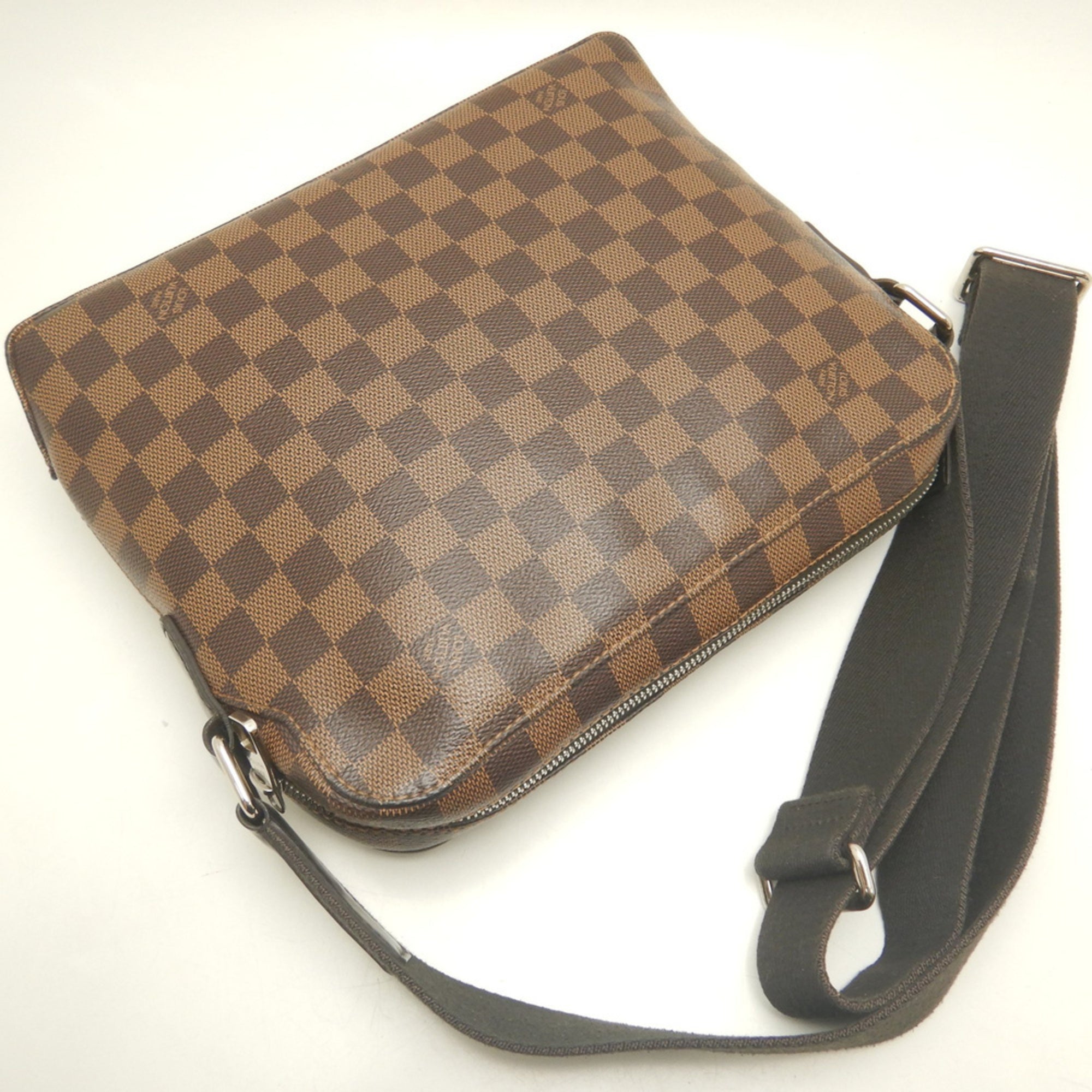 Louis Vuitton Brown Ebene Damier Canvas Shoulder Bag (Pre-Owned)