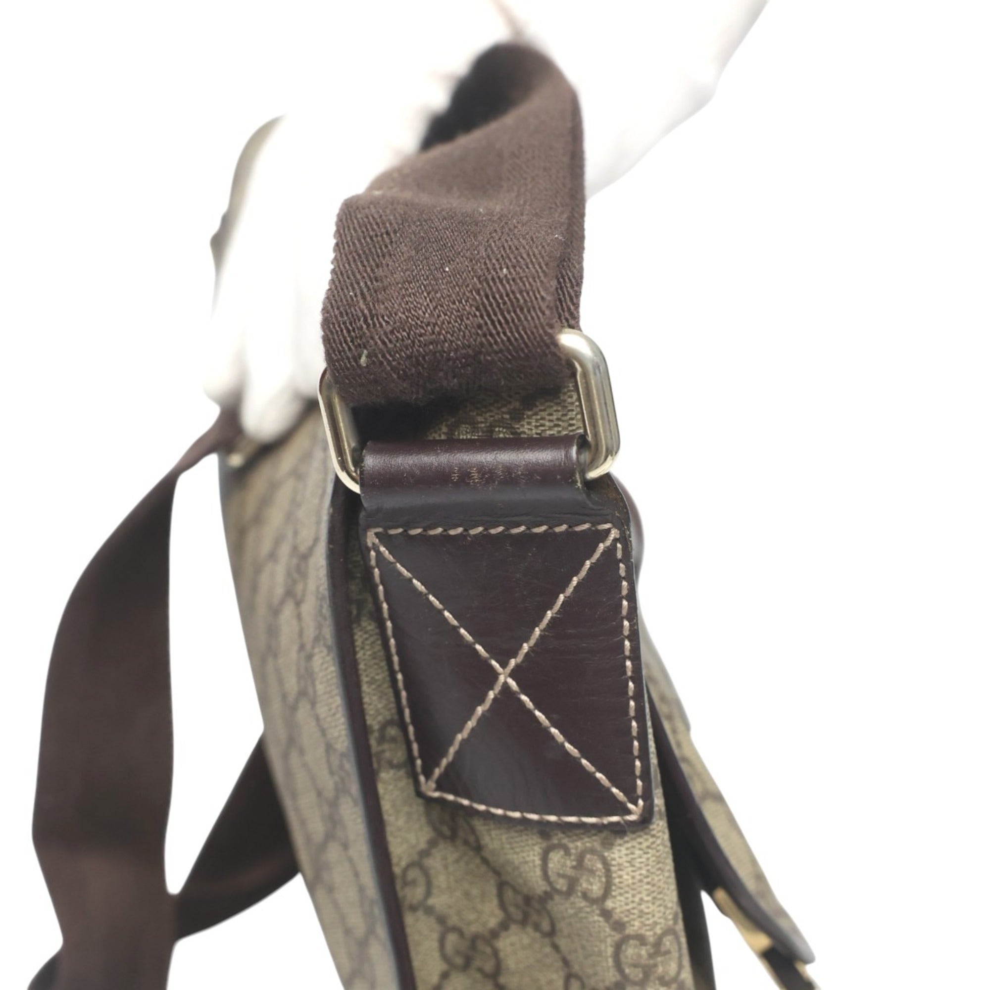 Gucci Brown Gg Plus Shoulder Bag (Pre-Owned)