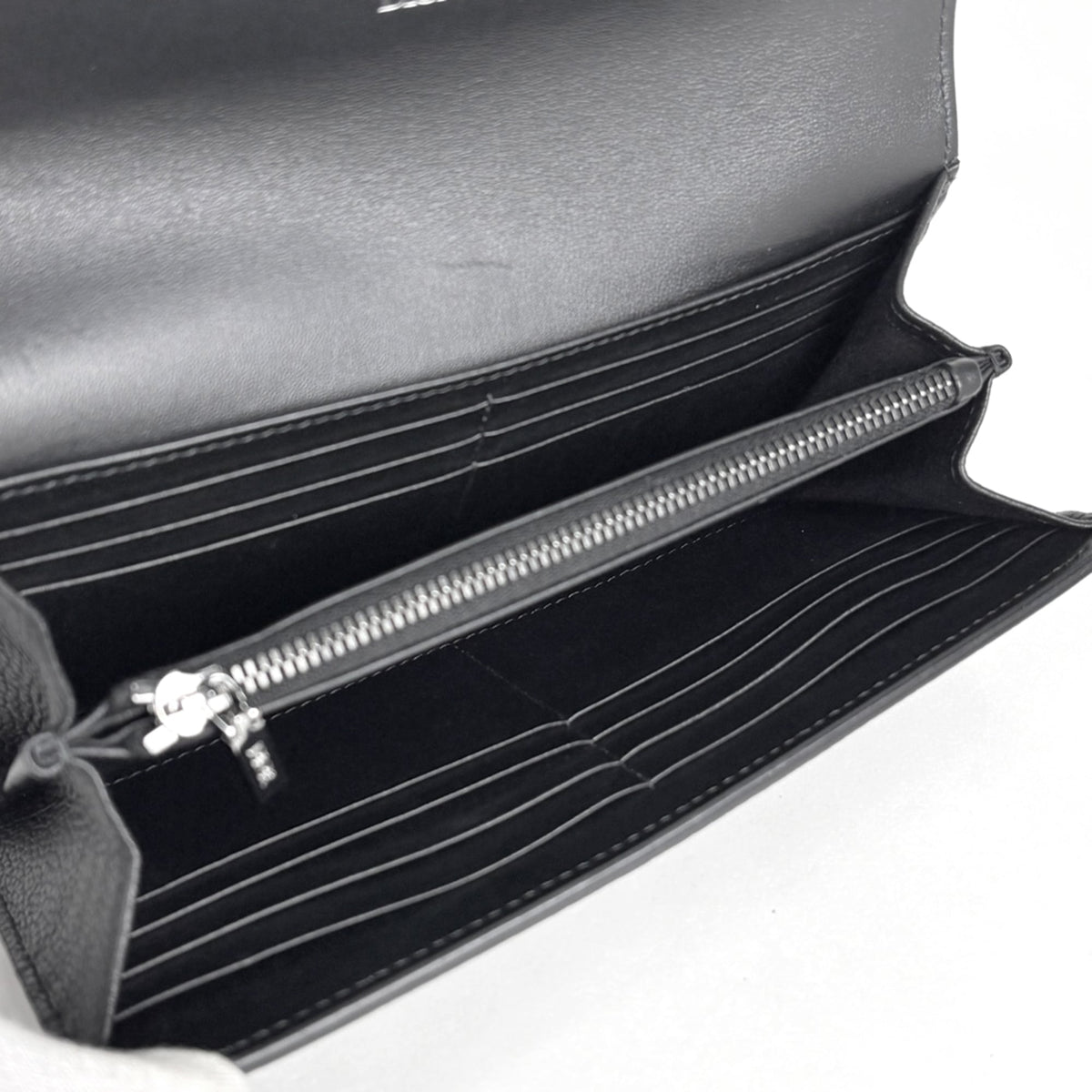 Christian Dior Gray Leather Long Wallet (Bi-Fold) (Pre-Owned)