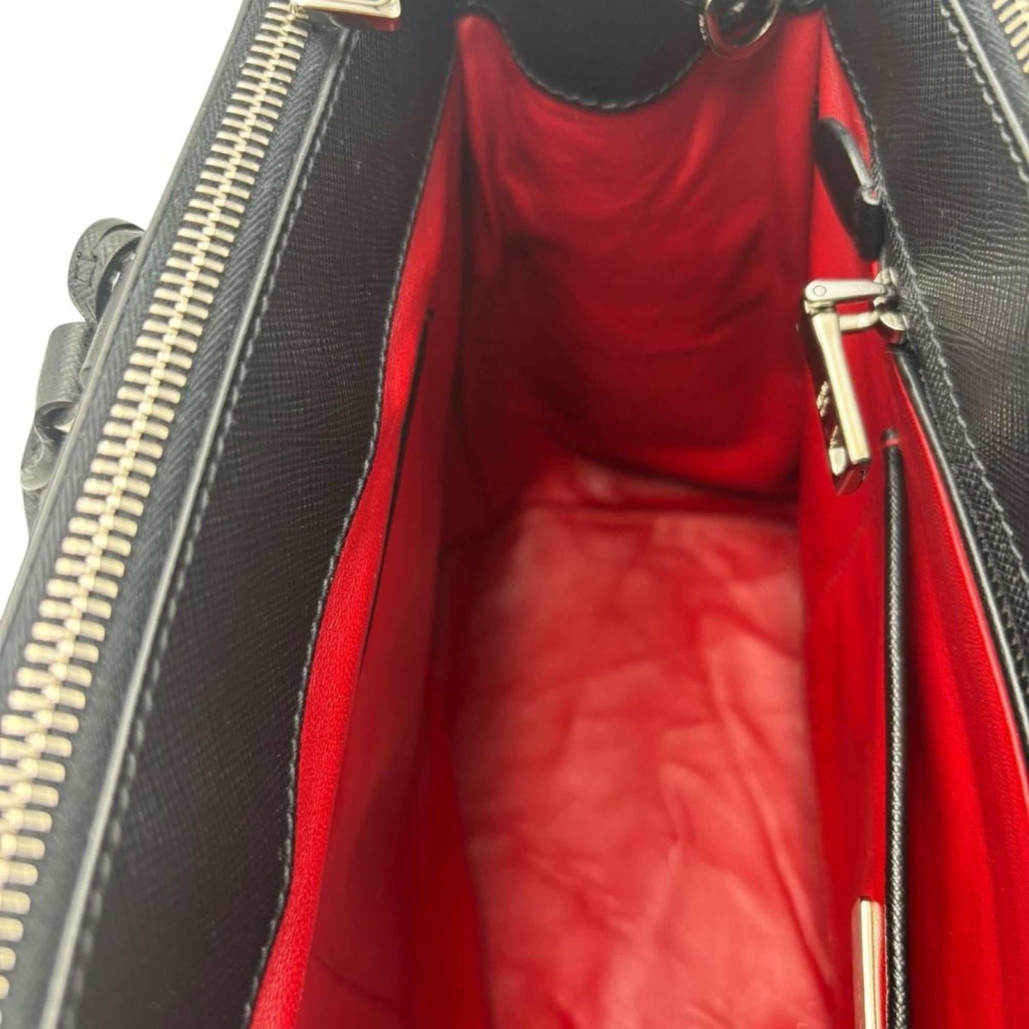 Prada Saffiano Black Leather Tote Bag (Pre-Owned)