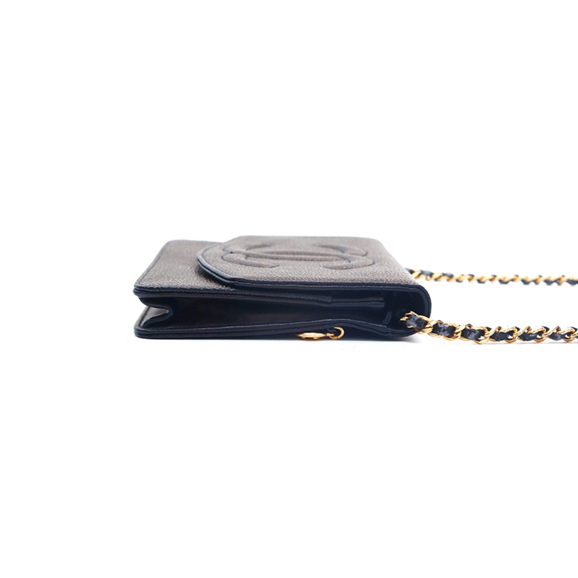 Chanel Black Shoulder Bag (Pre-Owned)
