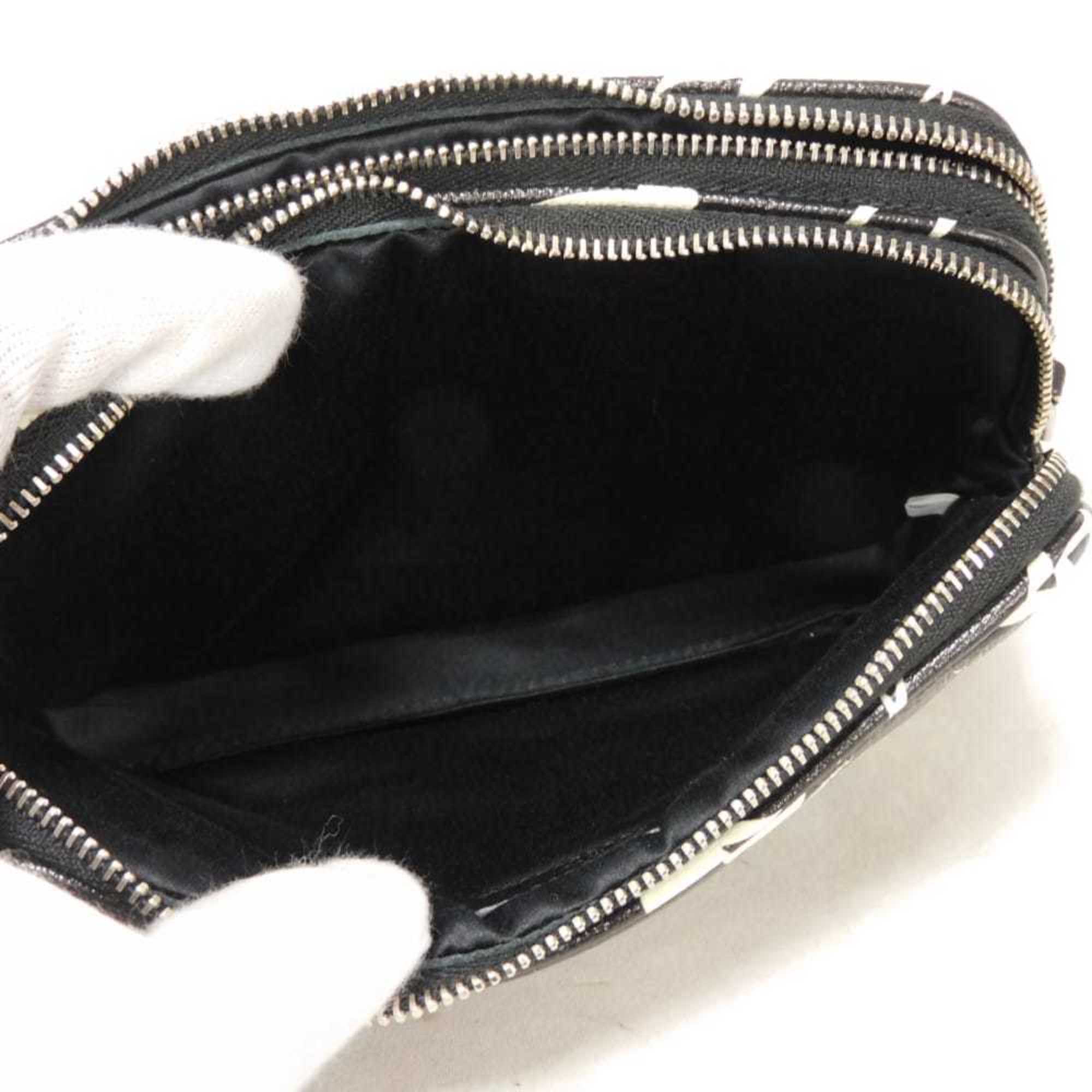 Miu Miu Black Leather Pochette Shoulder Bag (Pre-Owned)