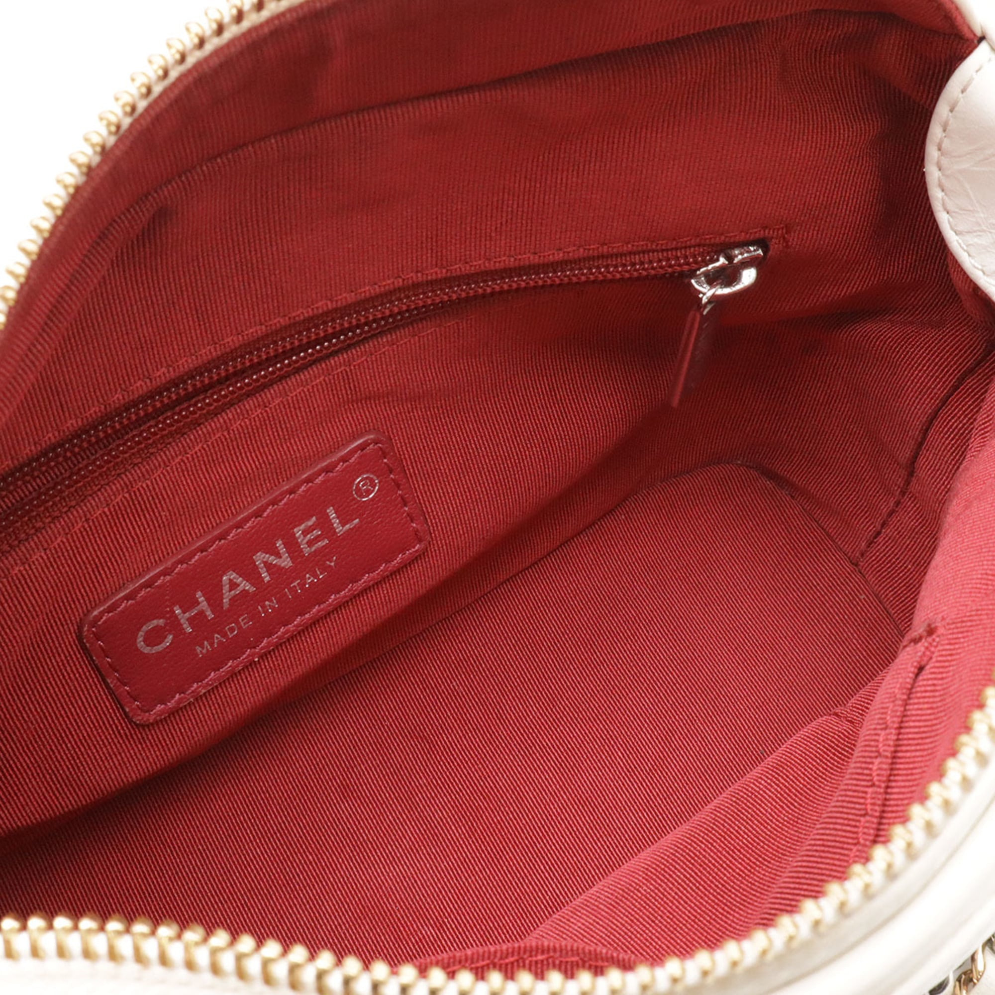 Chanel Ivory White Ivory Shoulder Bag (Pre-Owned)