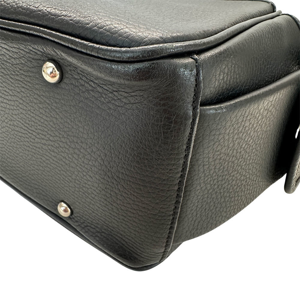 Burberry Black Leather Handbag (Pre-Owned)