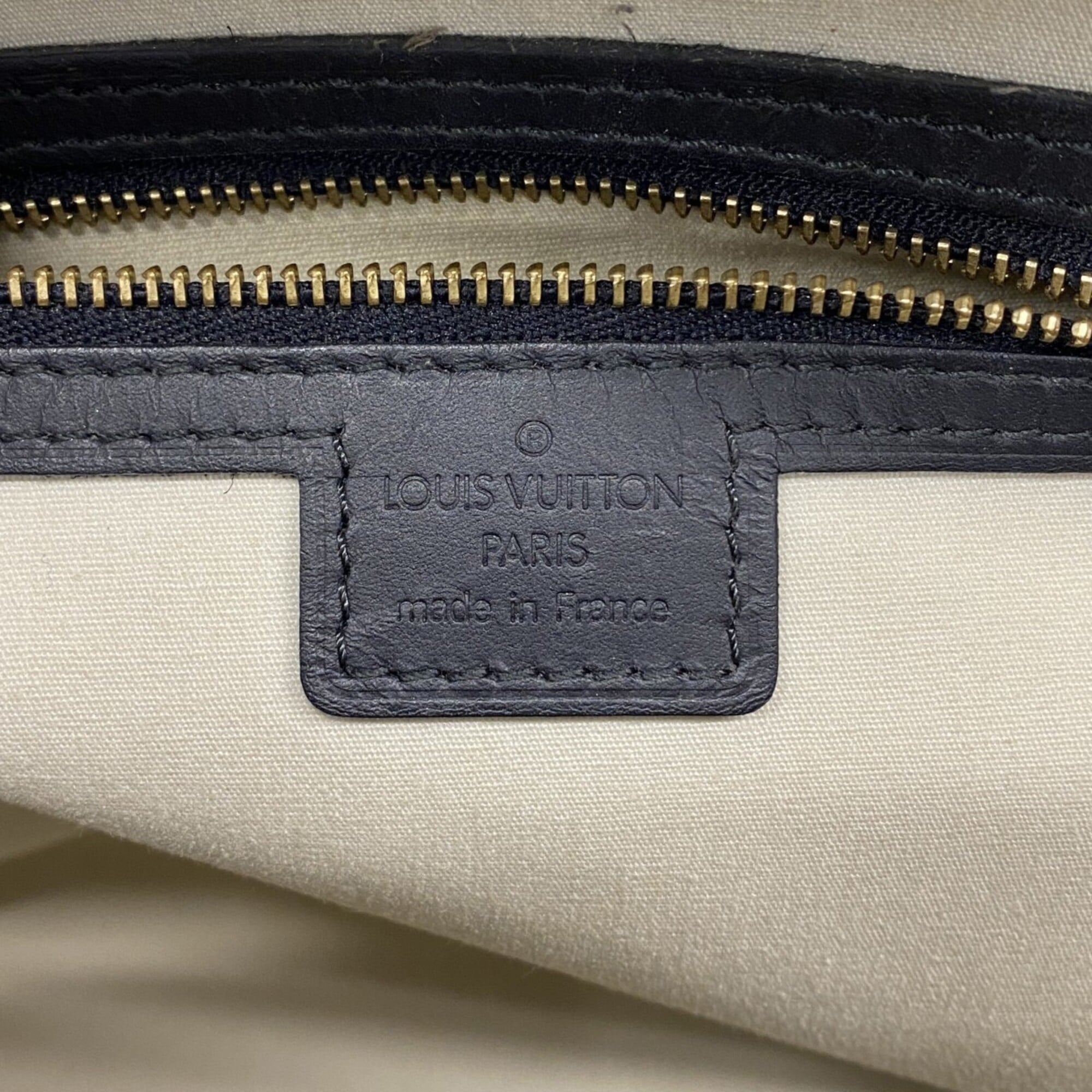 Louis Vuitton Blue Handbag (Pre-Owned)