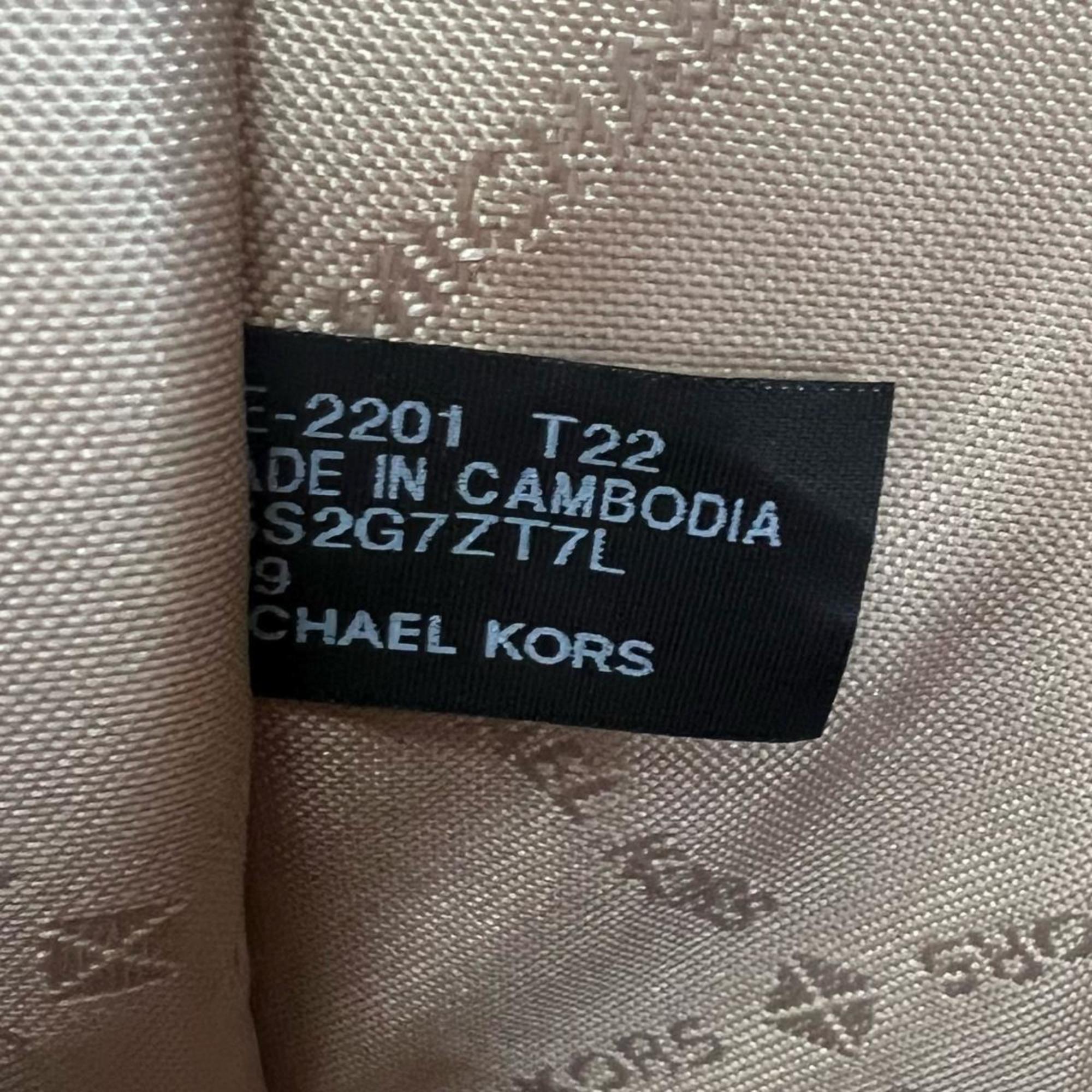 Michael Kors Yellow Handbag Shoulder Bag (Pre-Owned)
