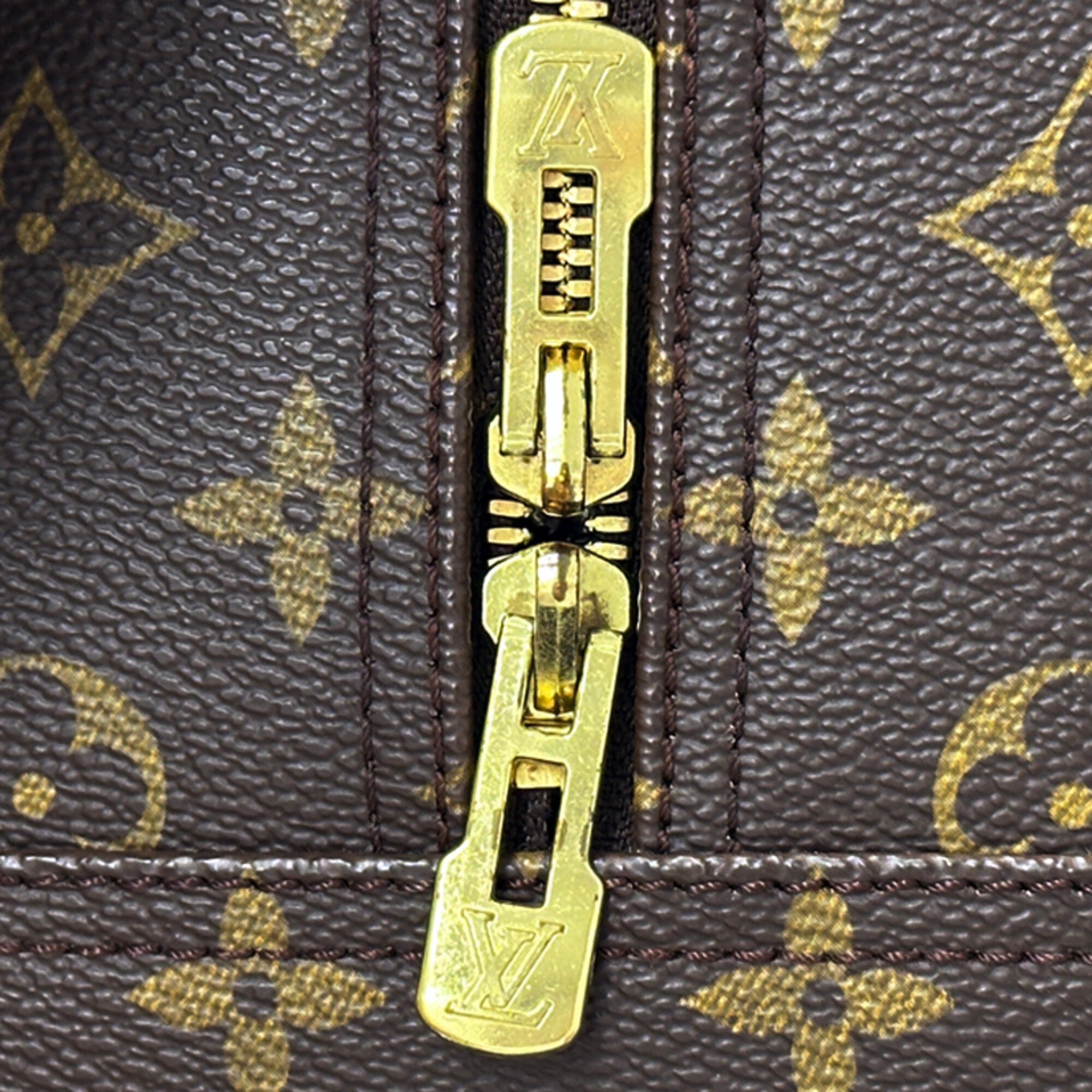 Louis Vuitton Brown Monogram Canvas Handbag (Pre-Owned)
