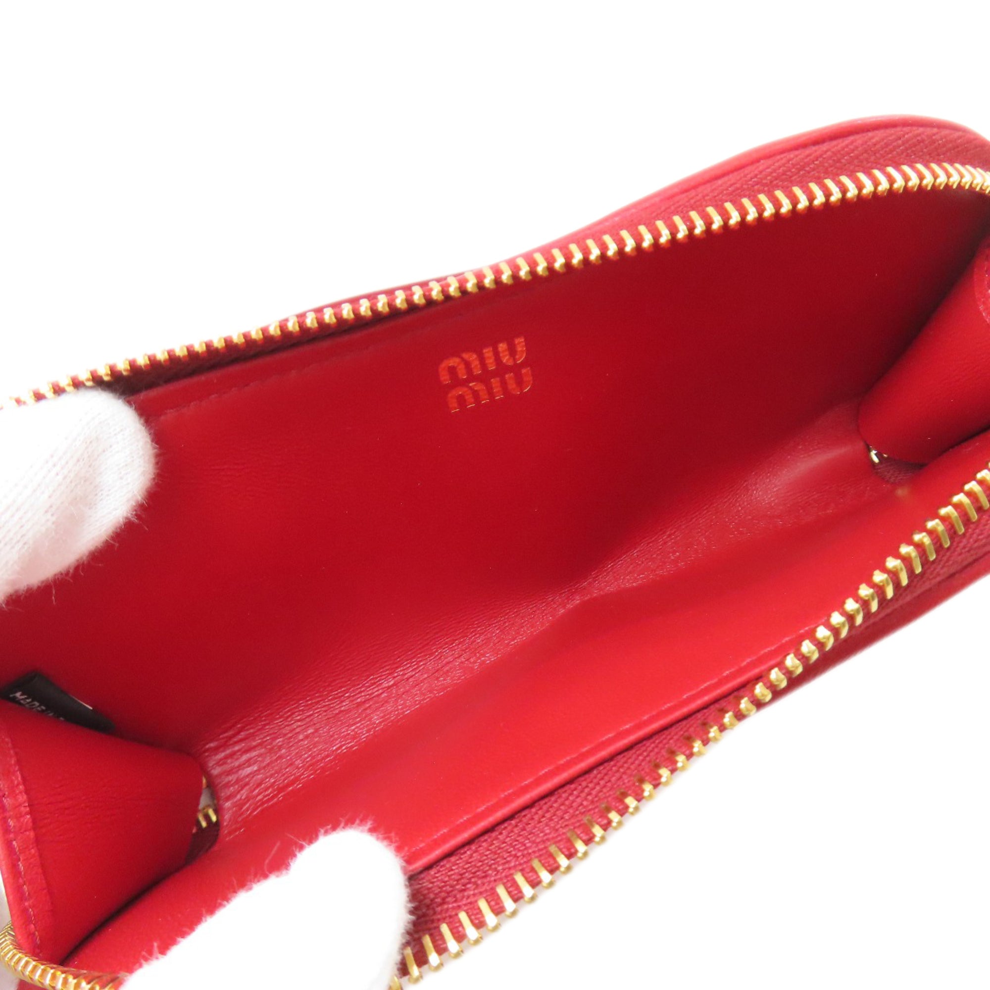 Miu Miu Red Color Leather Pouch (Pre-Owned)