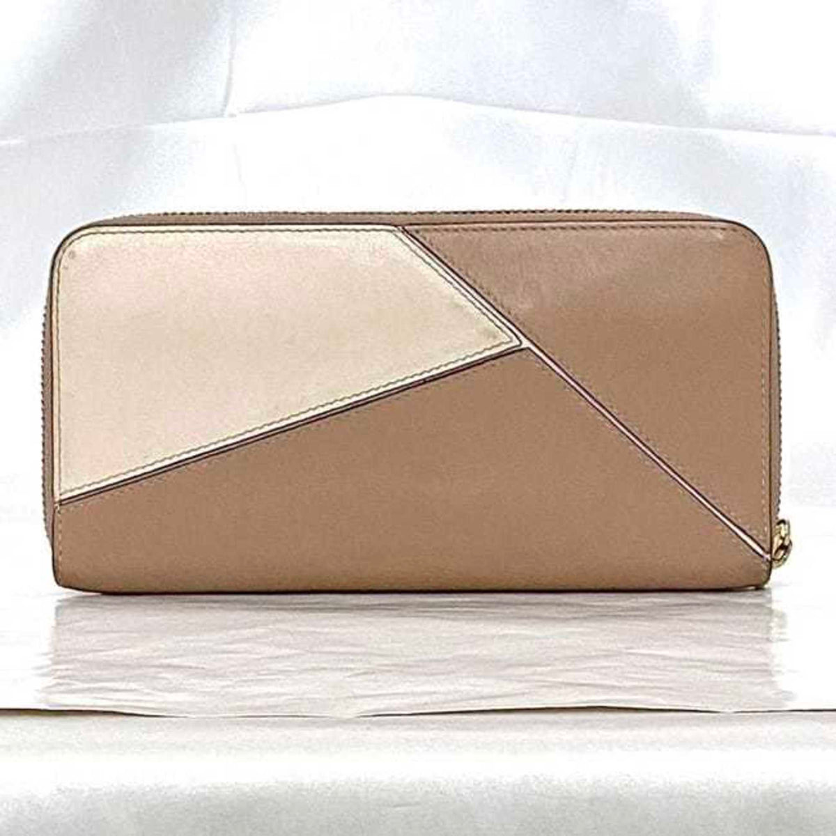 Loewe Pink Beige White Leather Long Wallet (Bi-Fold) (Pre-Owned)