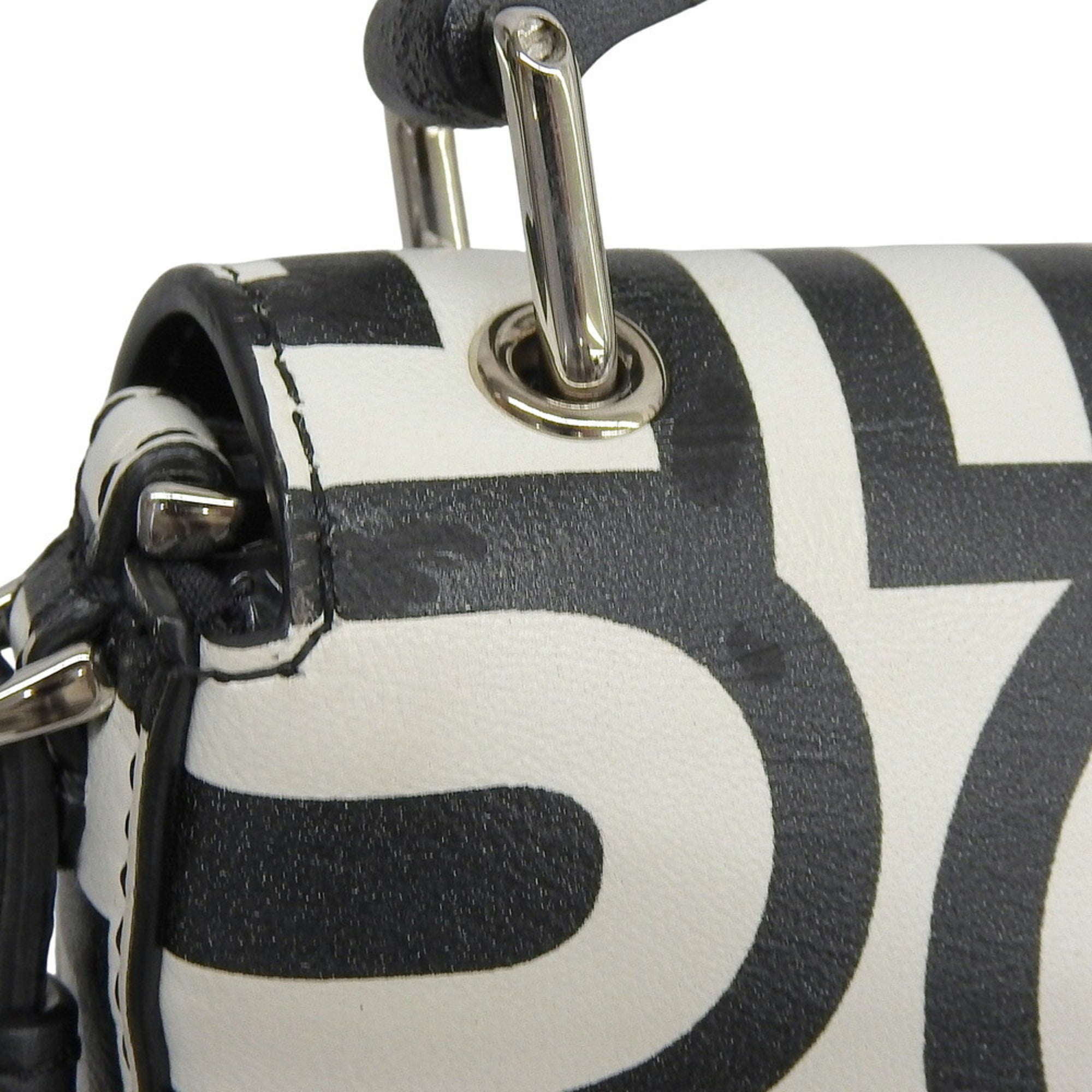Fendi Black White Leather Pouch (Pre-Owned)