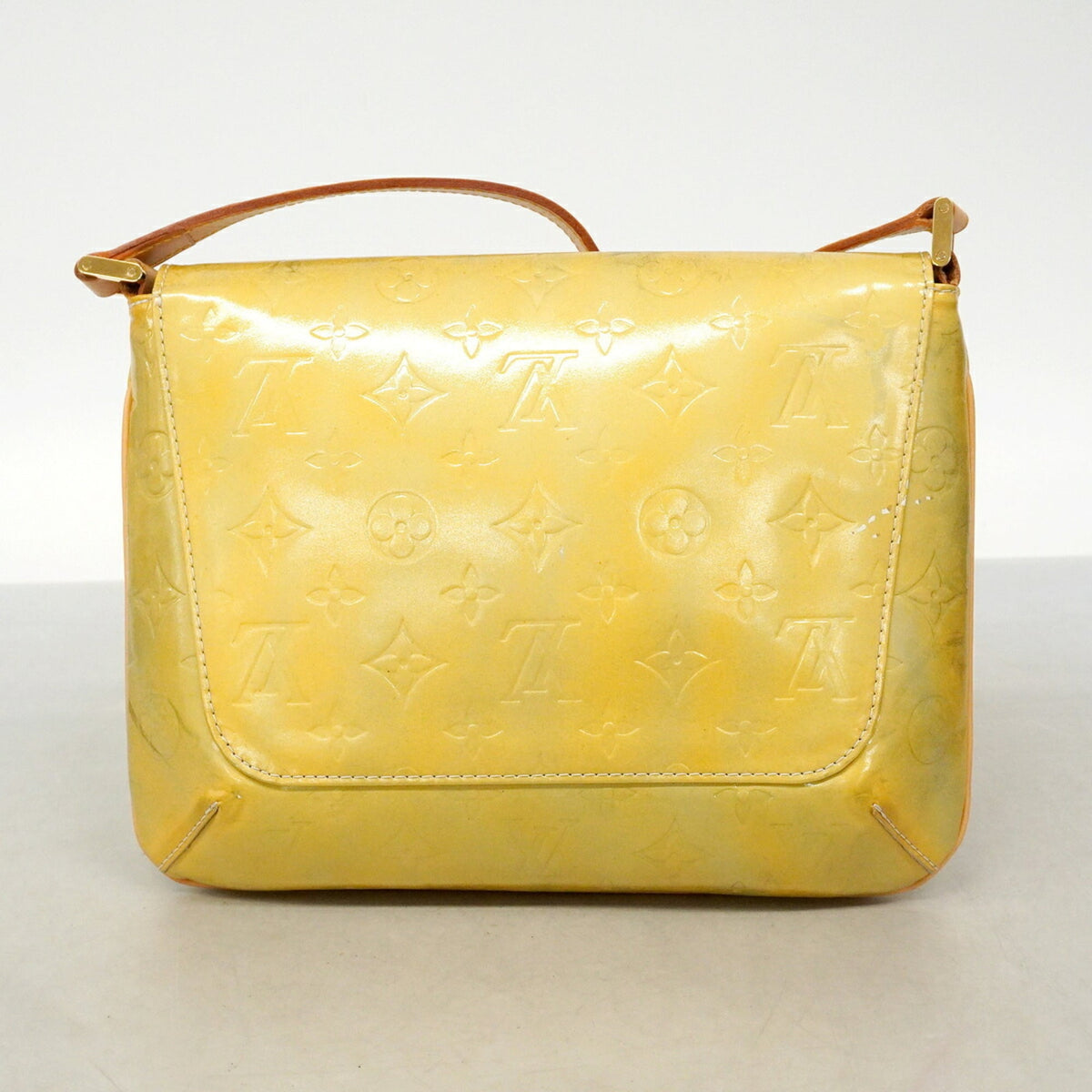 Louis Vuitton Gris Shoulder Bag (Pre-Owned)