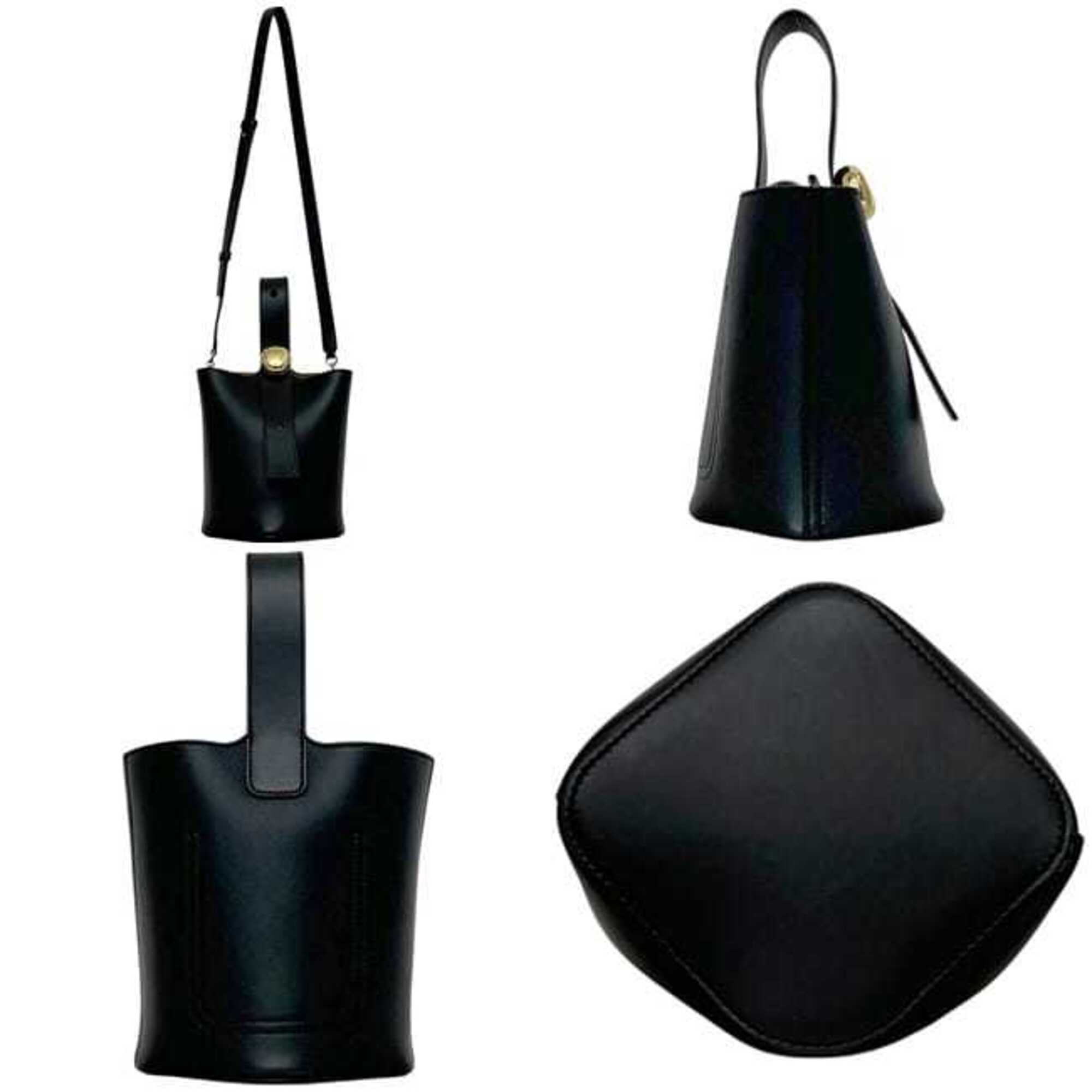 Loewe Black Leather Shoulder Bag (Pre-Owned)