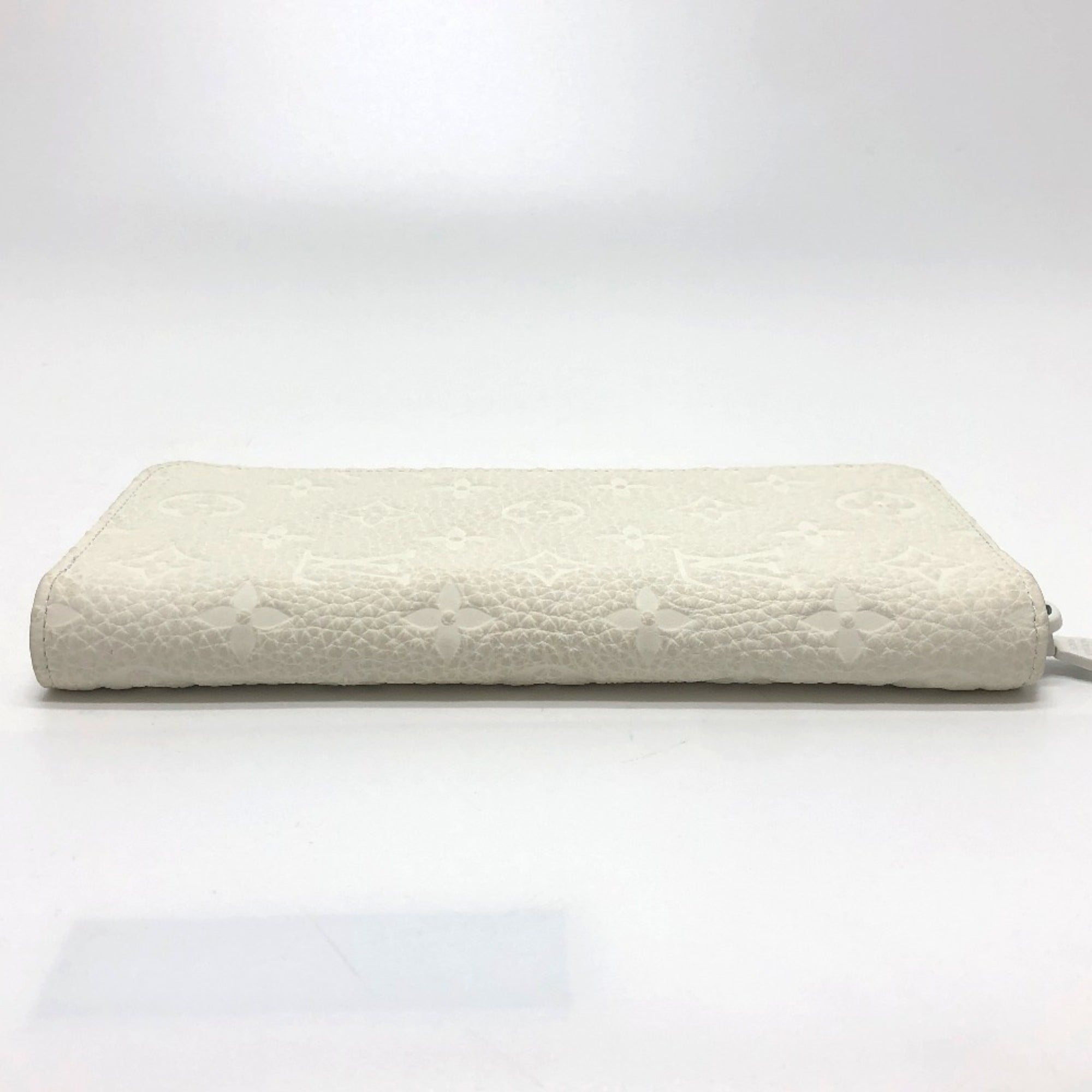Louis Vuitton Monogram White Long Wallet (Bi-Fold) (Pre-Owned)