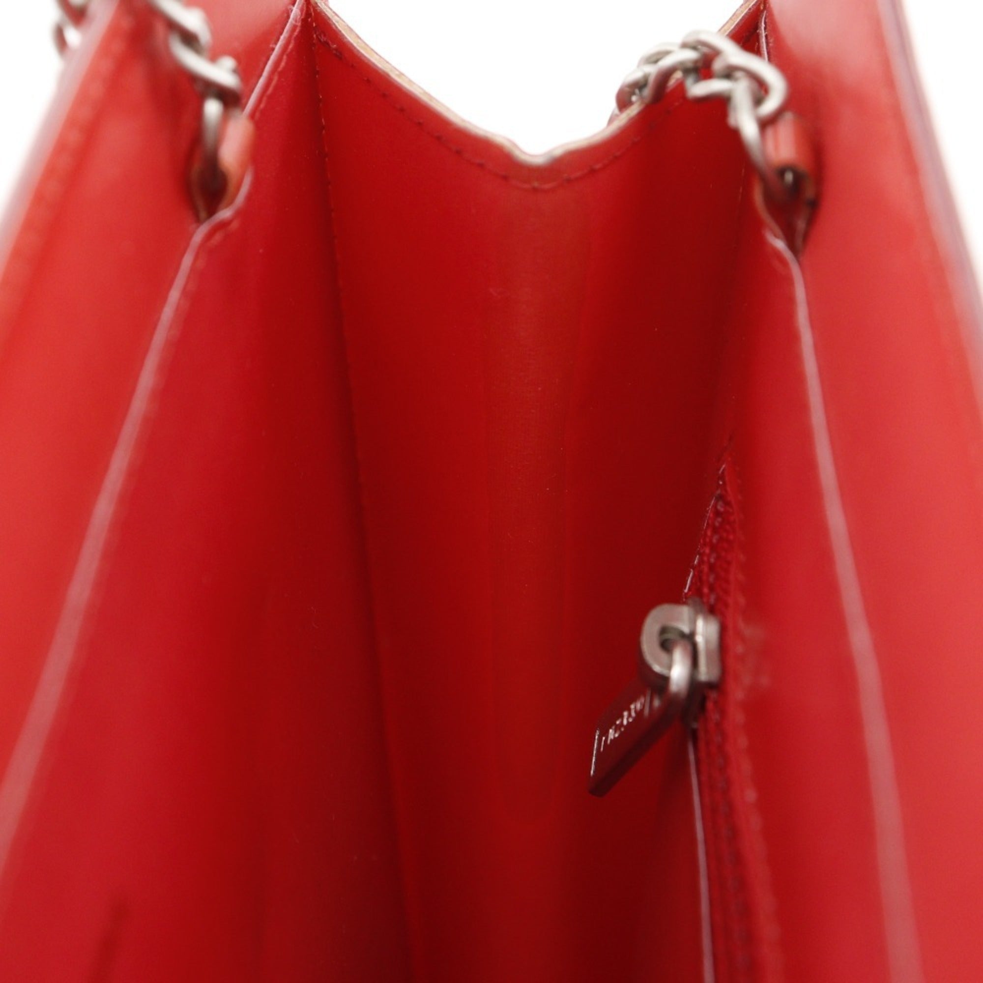 Chanel Red Color Vinyl Shoulder Bag (Pre-Owned)