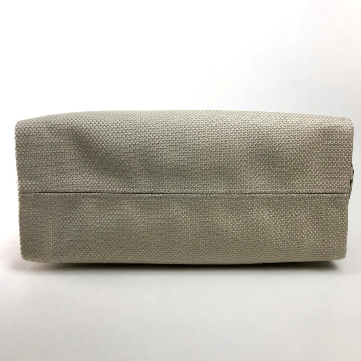 Bvlgari Beige Cloth Handbag (Pre-Owned)