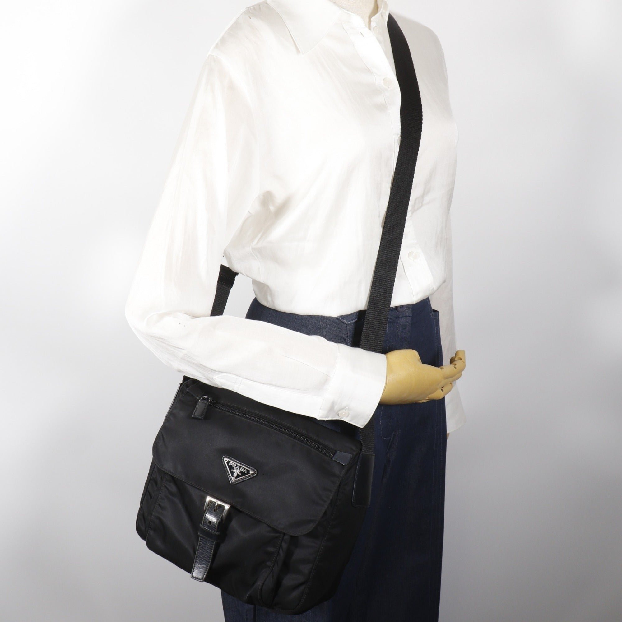 Prada Black Nylon Shoulder Bag (Pre-Owned)