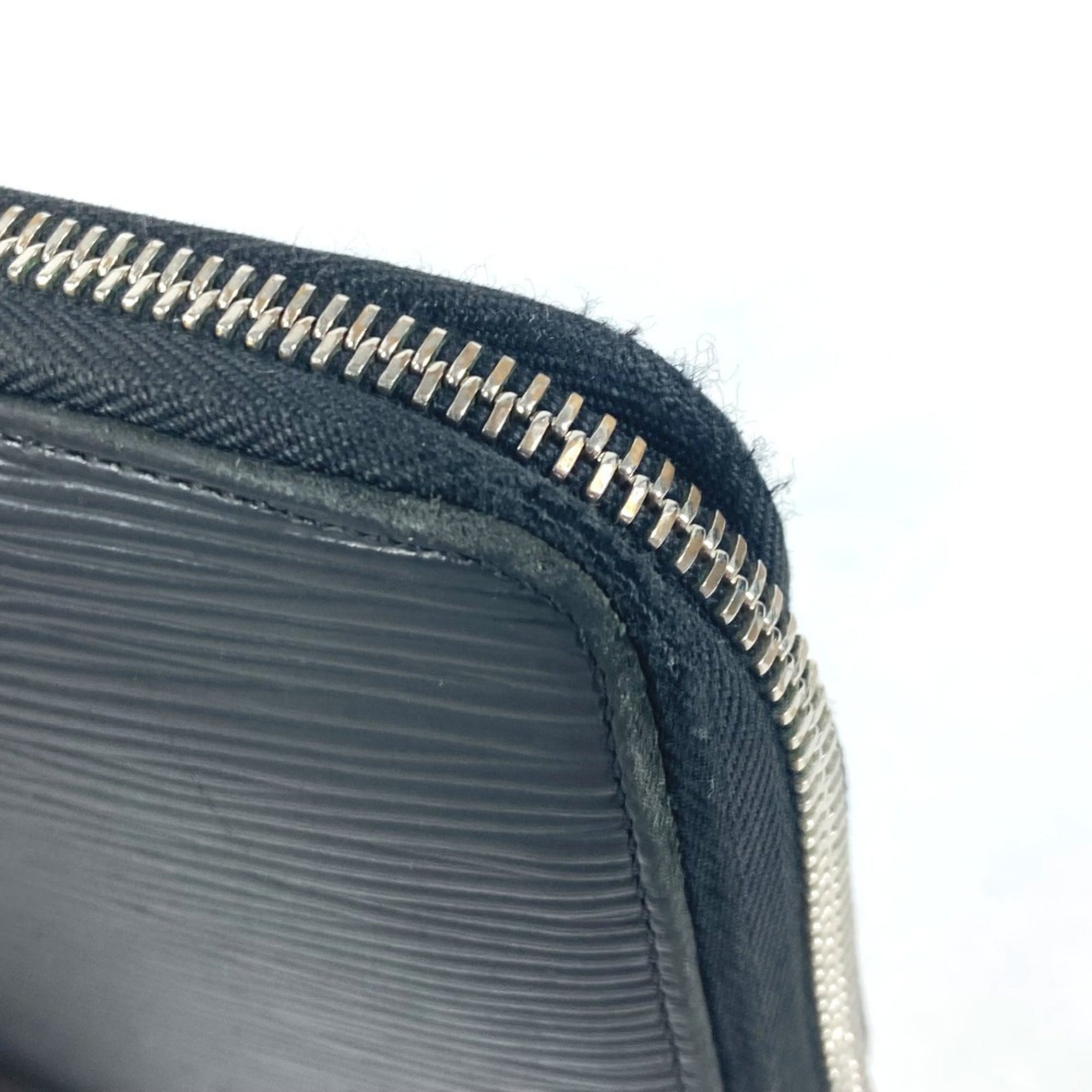 Louis Vuitton Epi Black Galle Noir Epi Leather Wallet (Bi-Fold) (Pre-Owned)