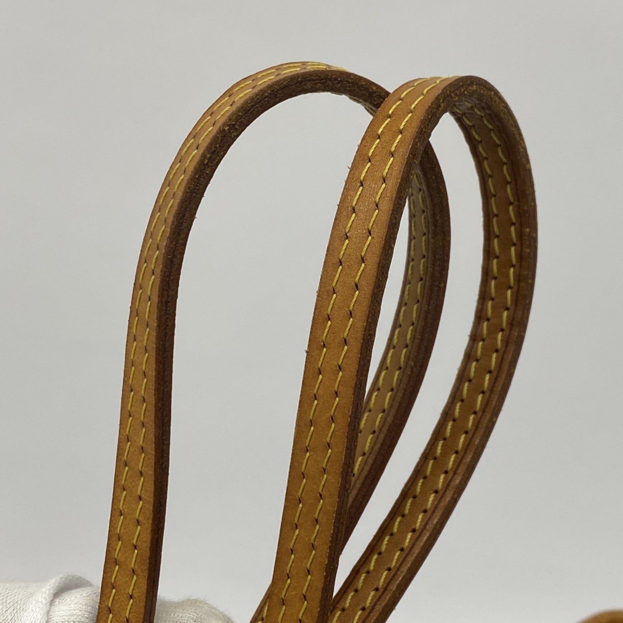 Louis Vuitton Brown Tote Bag (Pre-Owned)