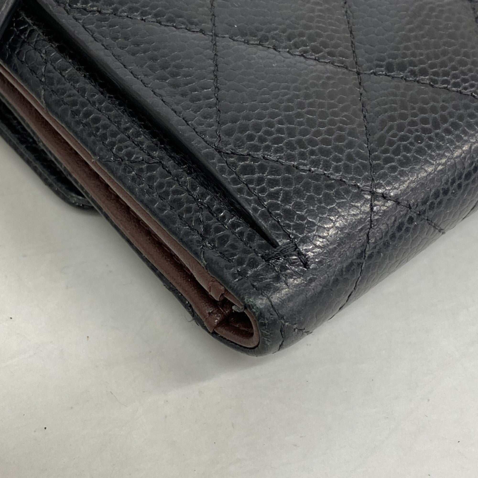 Chanel Black Grained Calfskin Wallet (Tri-Fold) (Pre-Owned)