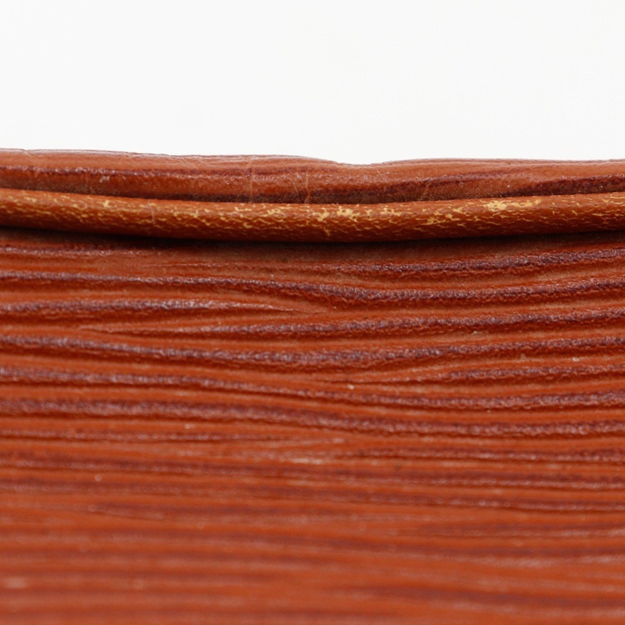 Louis Vuitton Brown Epi Leather Shoulder Bag (Pre-Owned)