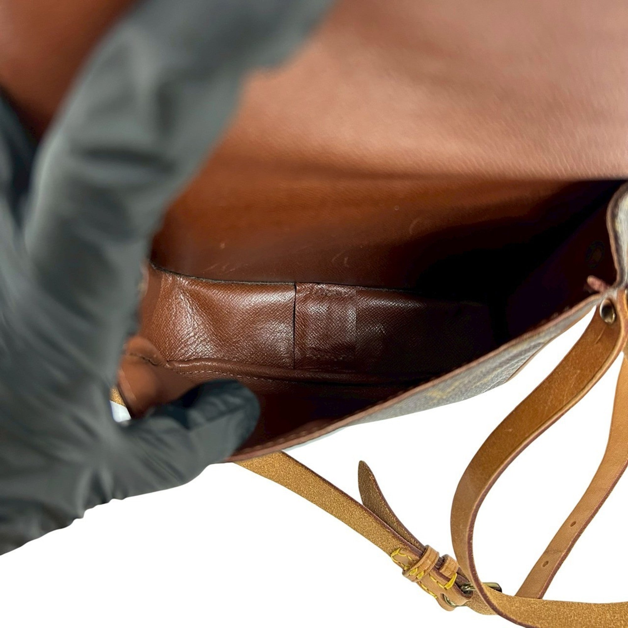 Louis Vuitton Brown Leather Pvc Pochette Shoulder Bag (Pre-Owned)