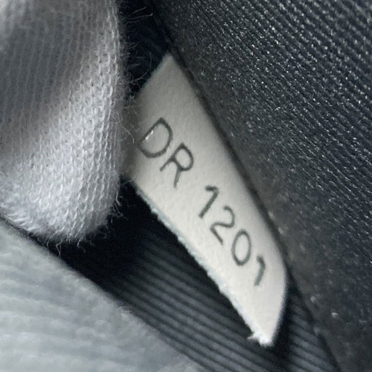 Louis Vuitton Gray Shoulder Bag (Pre-Owned)