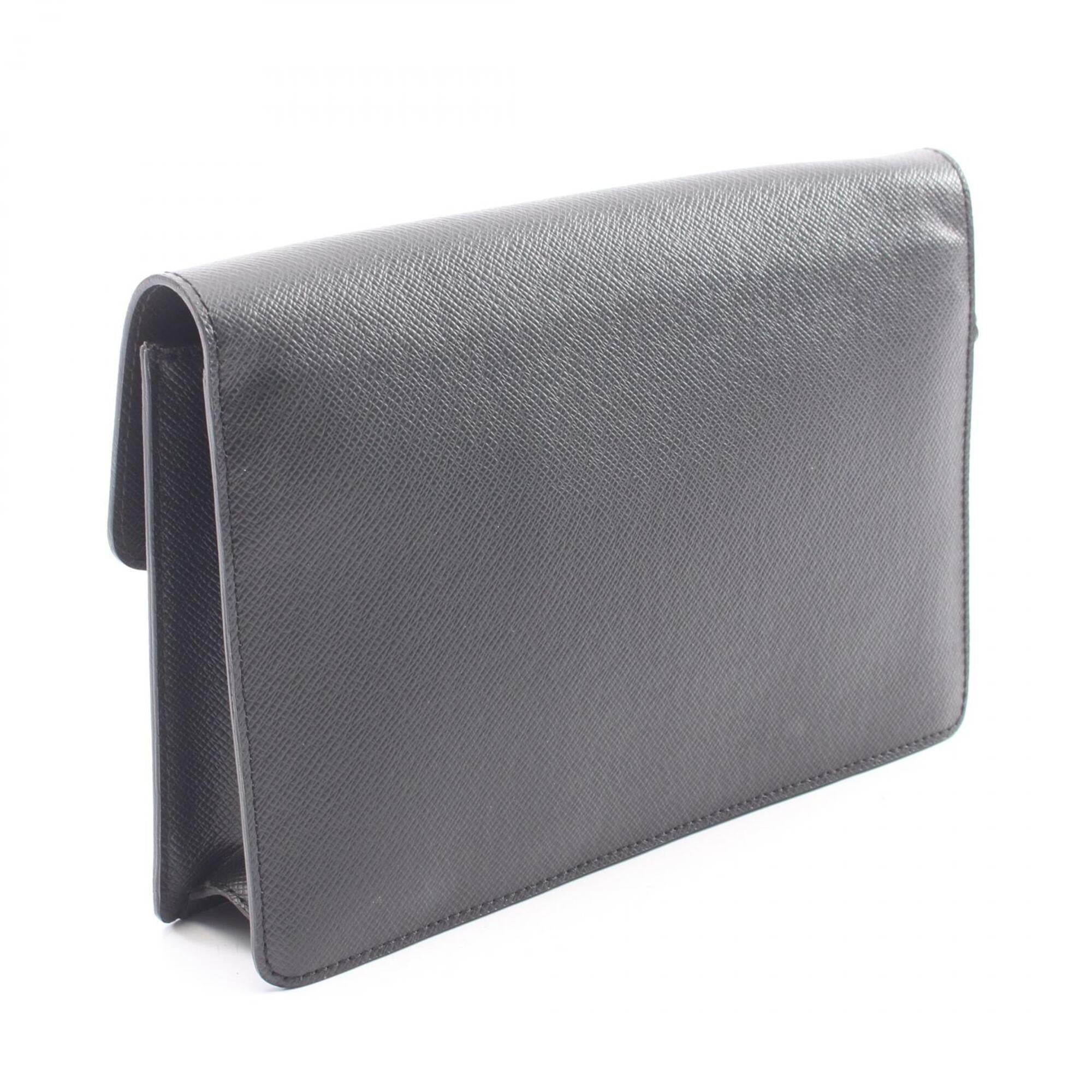 Louis Vuitton Ardoise Black Taiga Leather Leather Clutch Bag Handbag (Pre-Owned)