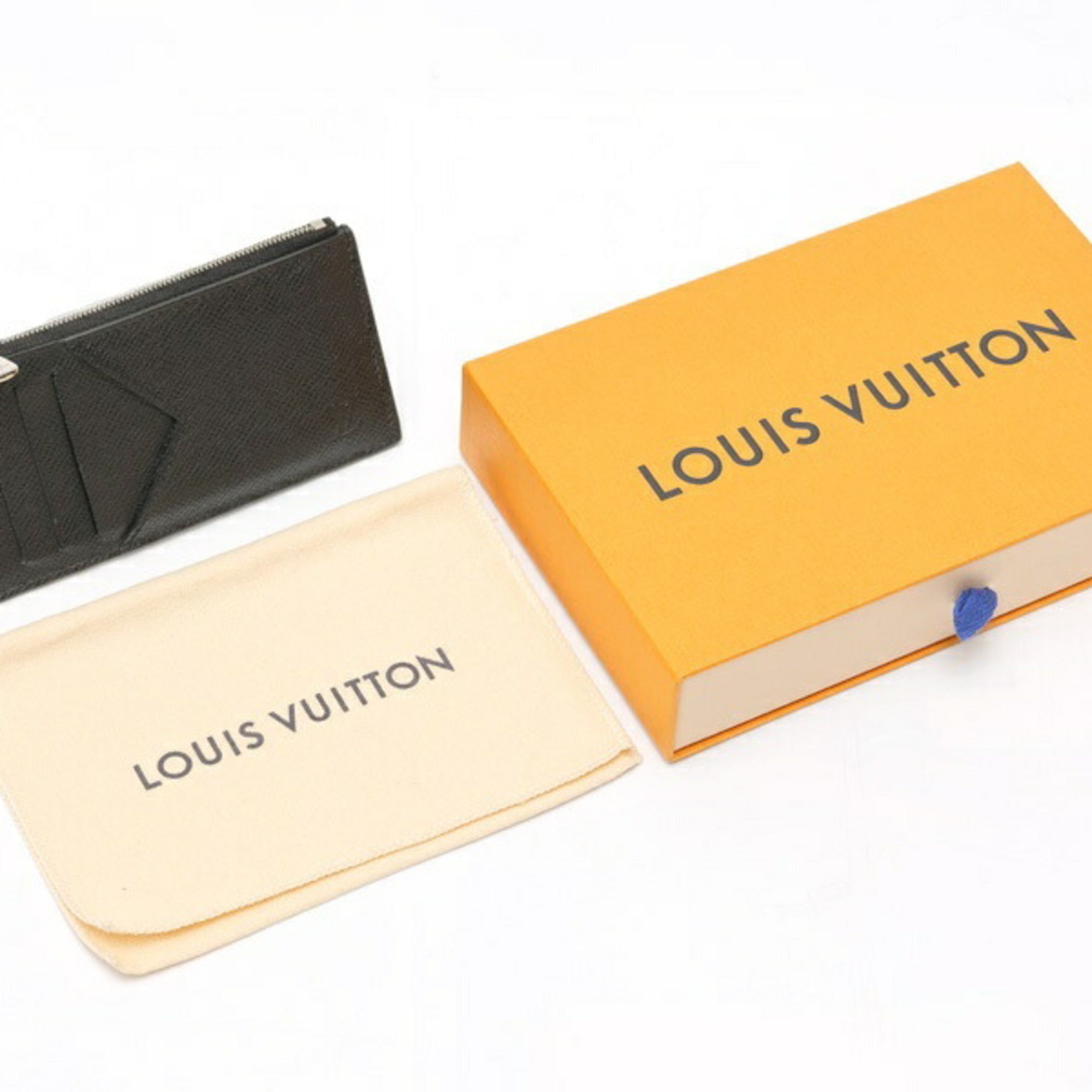 Louis Vuitton Taiga Black Noir Taiga Leather Coin Purse/Coin Case (Pre-Owned)