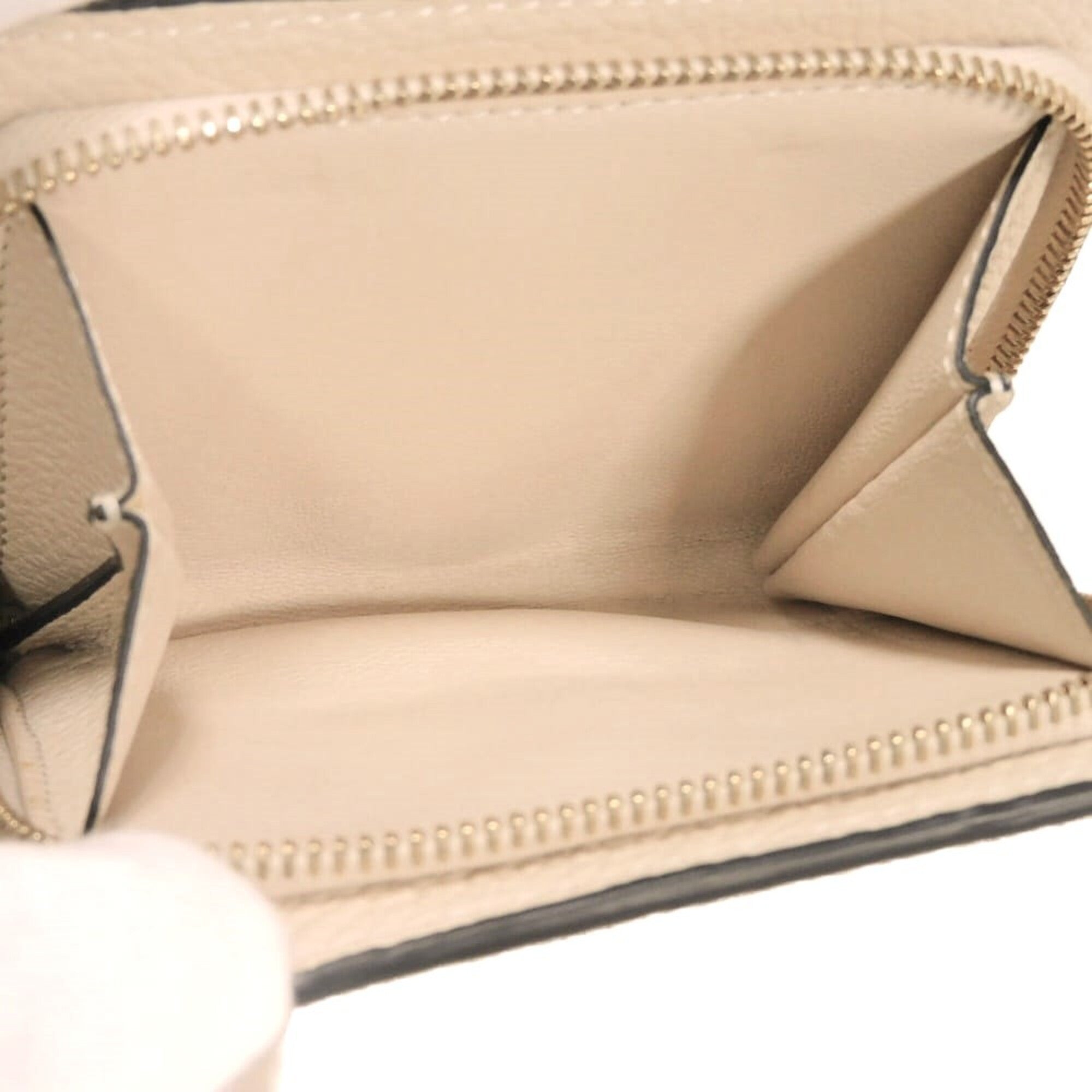 Chloé White Leather Wallet (Bi-Fold) (Pre-Owned)