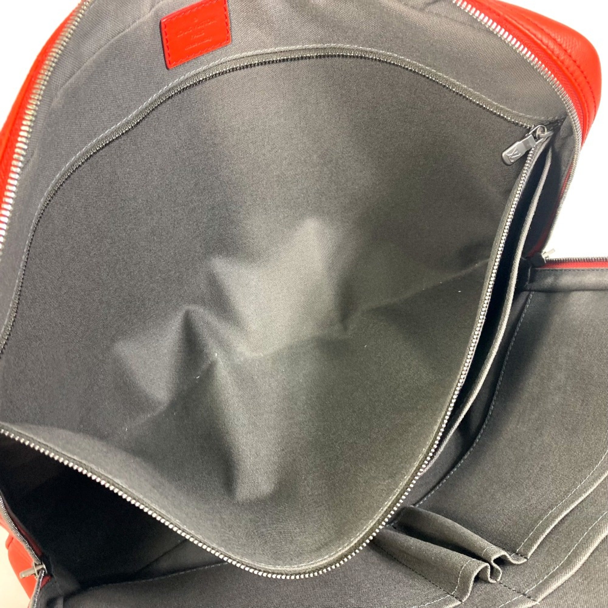 Louis Vuitton Orange Other Briefcase (Pre-Owned)