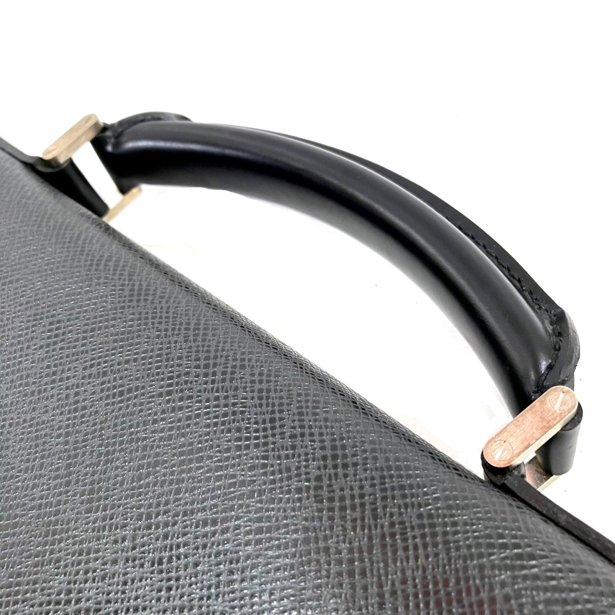 Louis Vuitton Black Leather Briefcase (Pre-Owned)