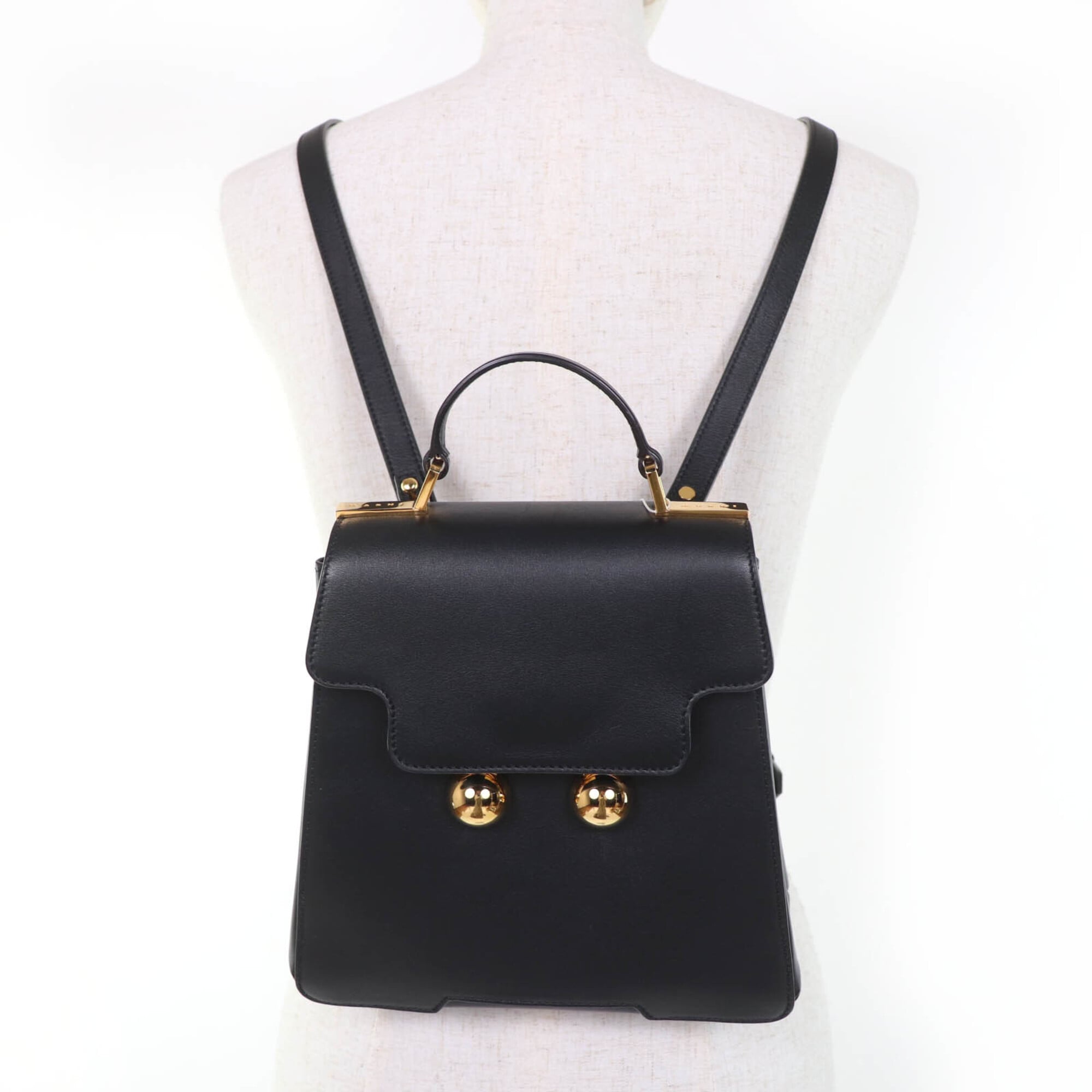 Marni Black Leather Backpack Handbag (Pre-Owned)