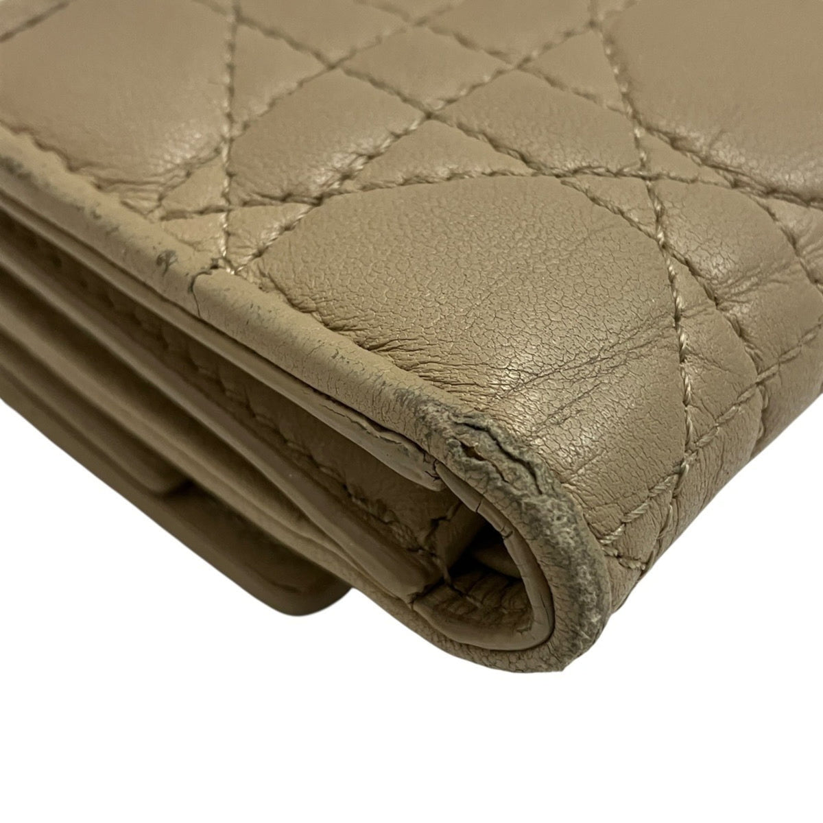 Christian Dior Lady Dior Beige Leather Wallet (Tri-Fold) (Pre-Owned)