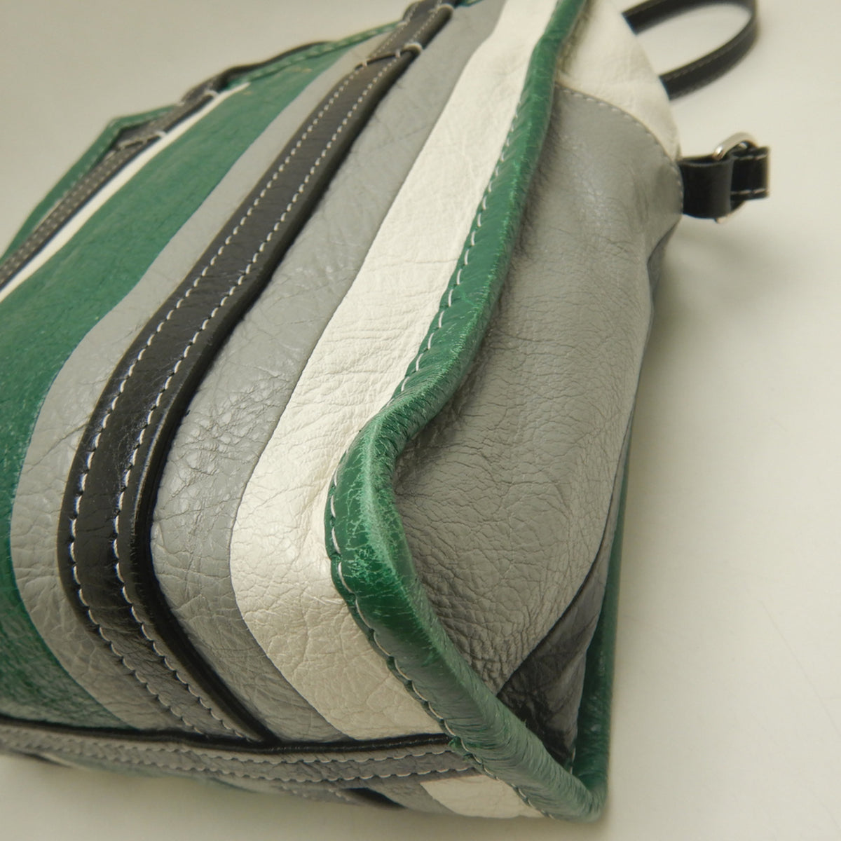 Balenciaga Black Green Leather Tote Bag (Pre-Owned)