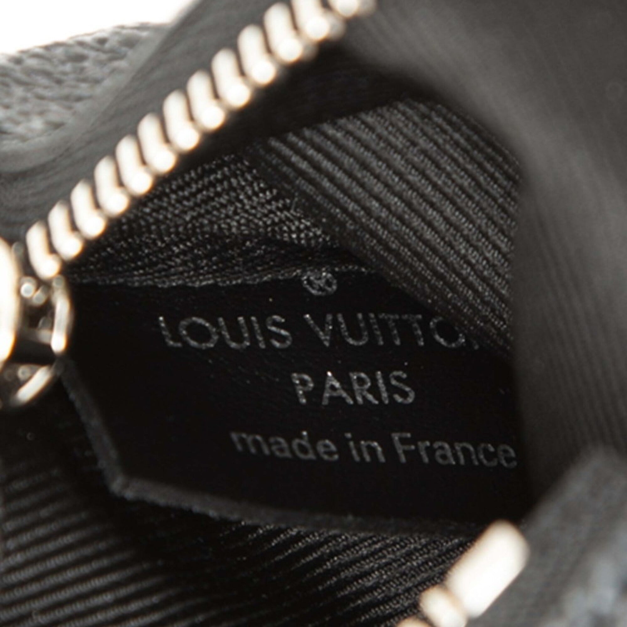 Louis Vuitton Black Gray Damier Graphite Handbag Pouch (Pre-Owned)
