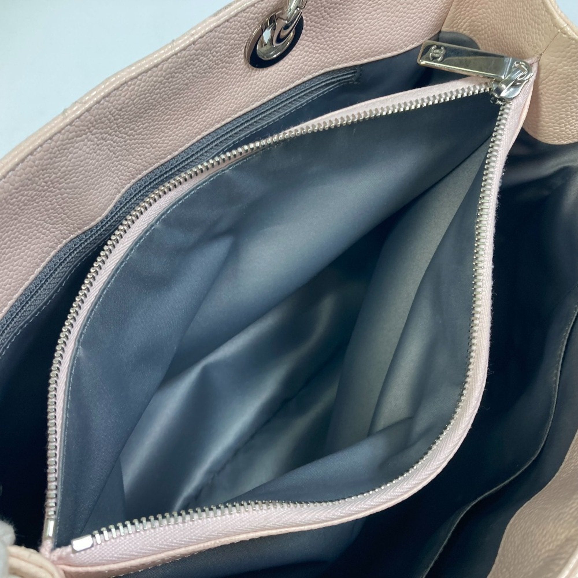 Chanel Matelasse Pink Grained Calfskin Shoulder Bag Tote Bag (Pre-Owned)