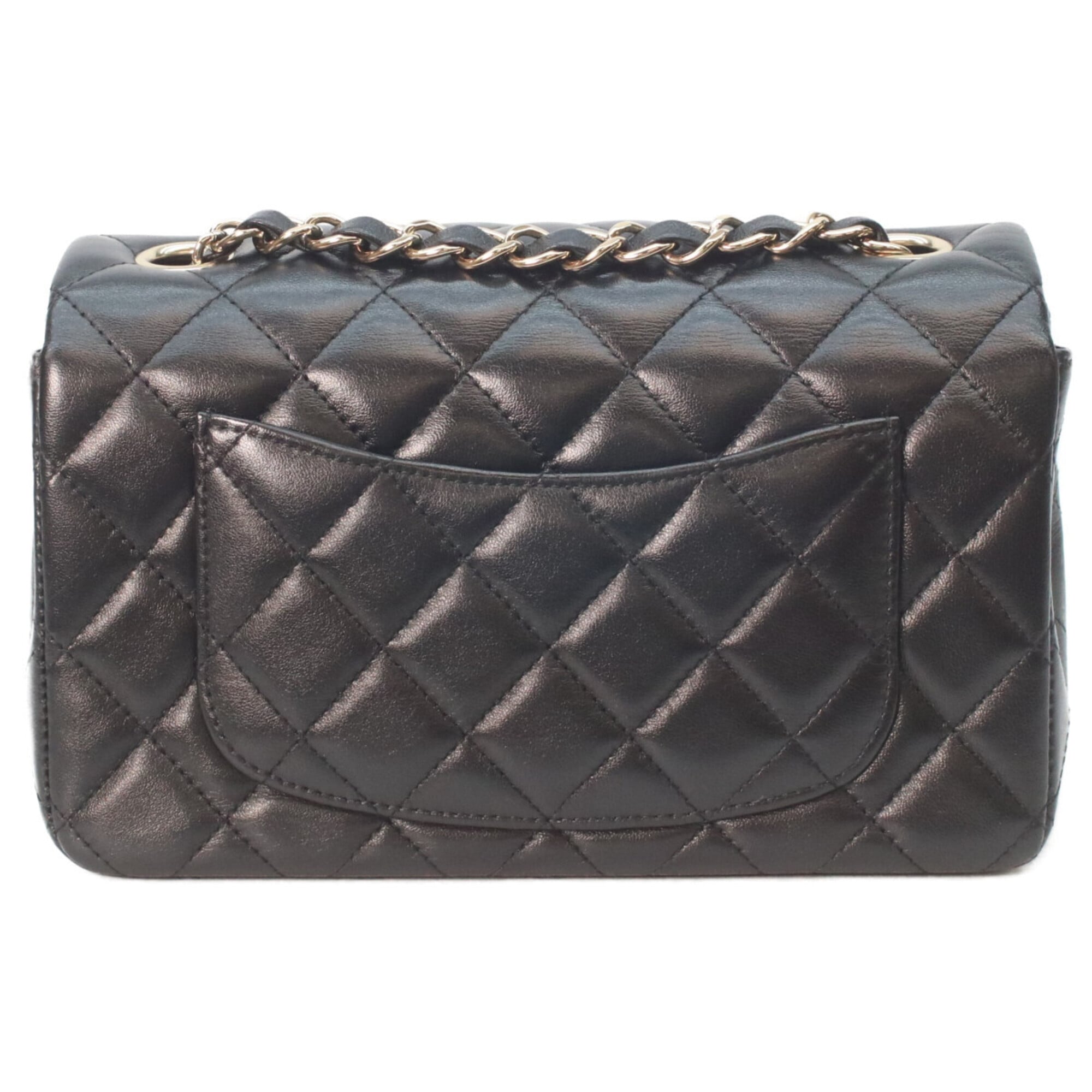 Chanel Black Leather Shoulder Bag (Pre-Owned)