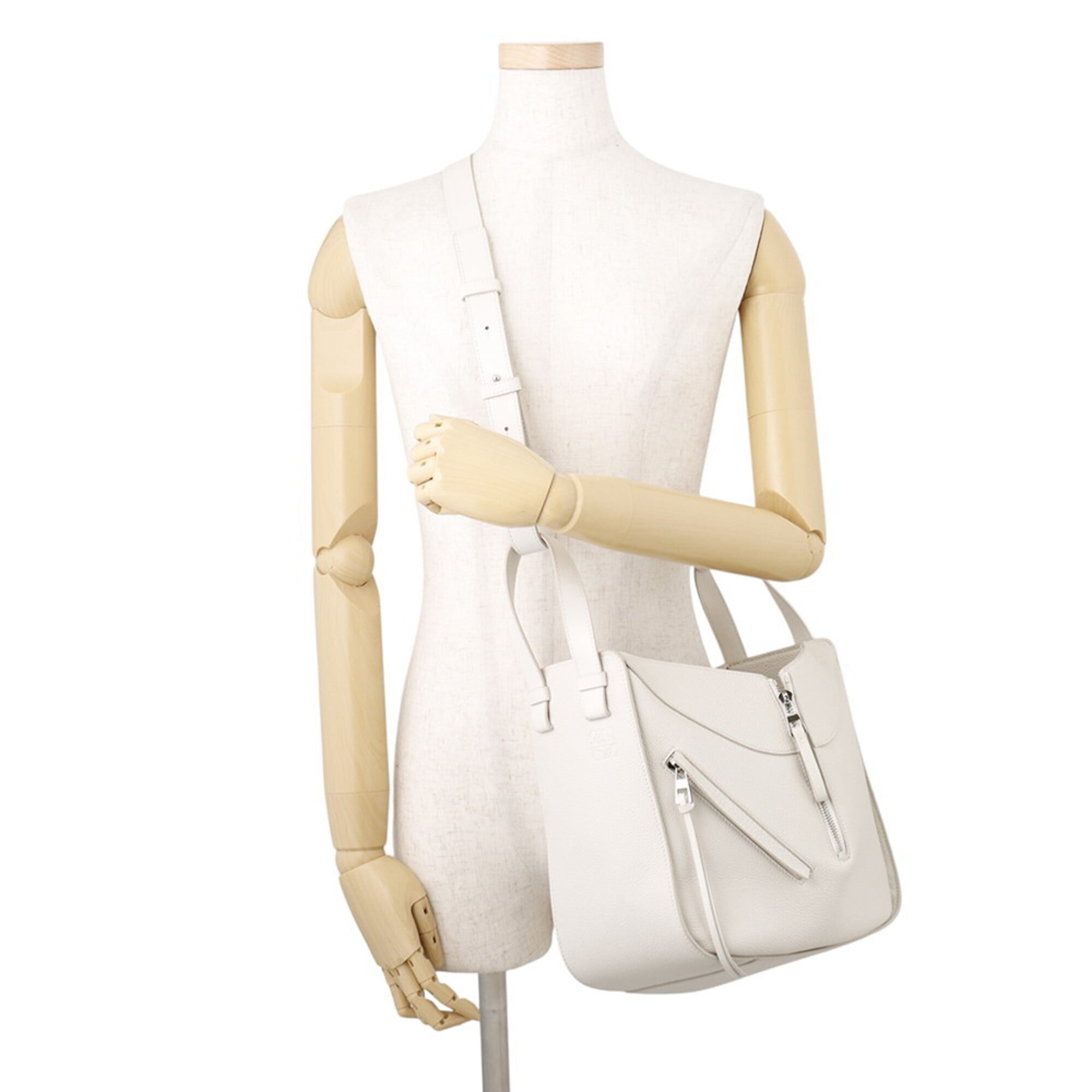 Loewe Hammock White Leather Handbag Shoulder Bag (Pre-Owned)