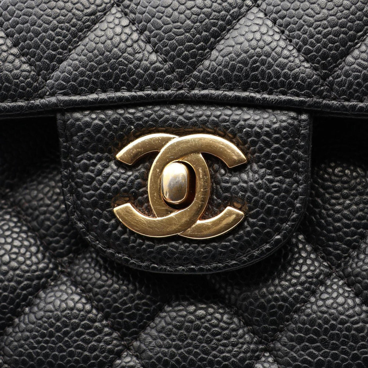 Chanel Black Grained Calfskin Handbag Shoulder Bag (Pre-Owned)