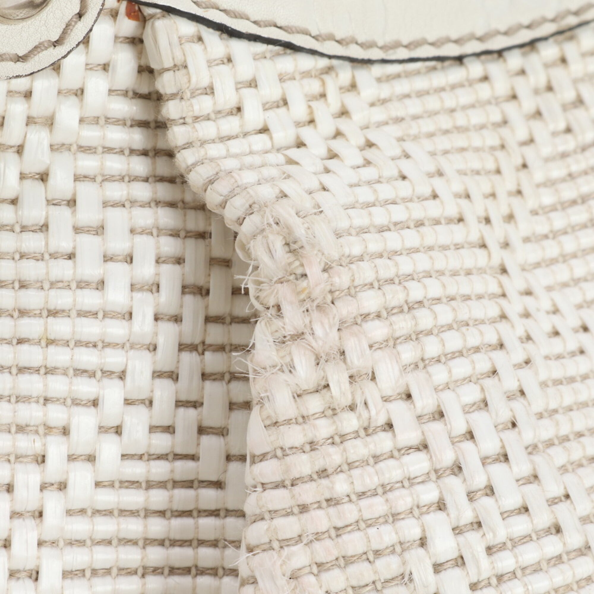 Gucci White Leather Handbag Shoulder Bag Tote Bag (Pre-Owned)