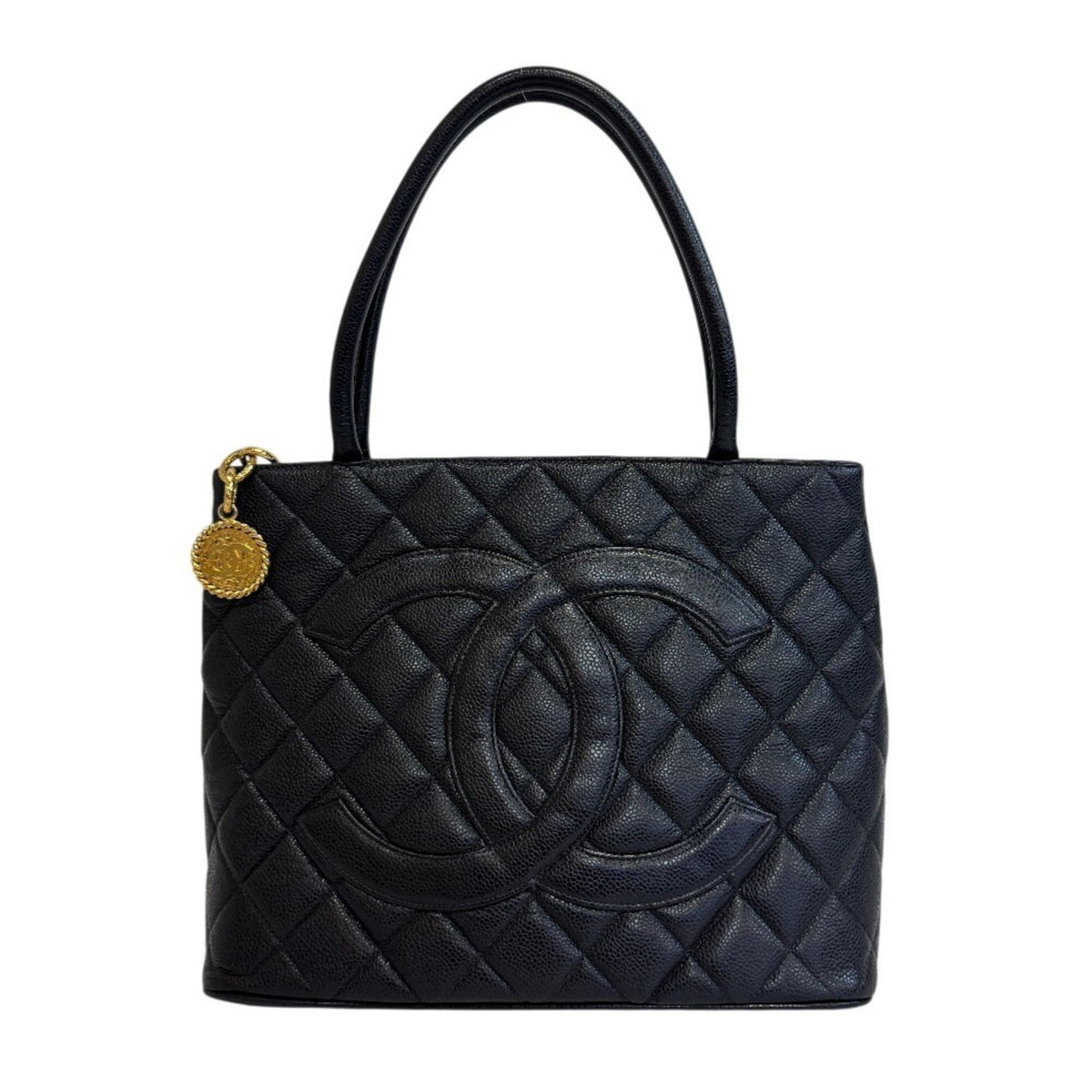 Chanel Black Grained Calfskin Handbag (Pre-Owned)