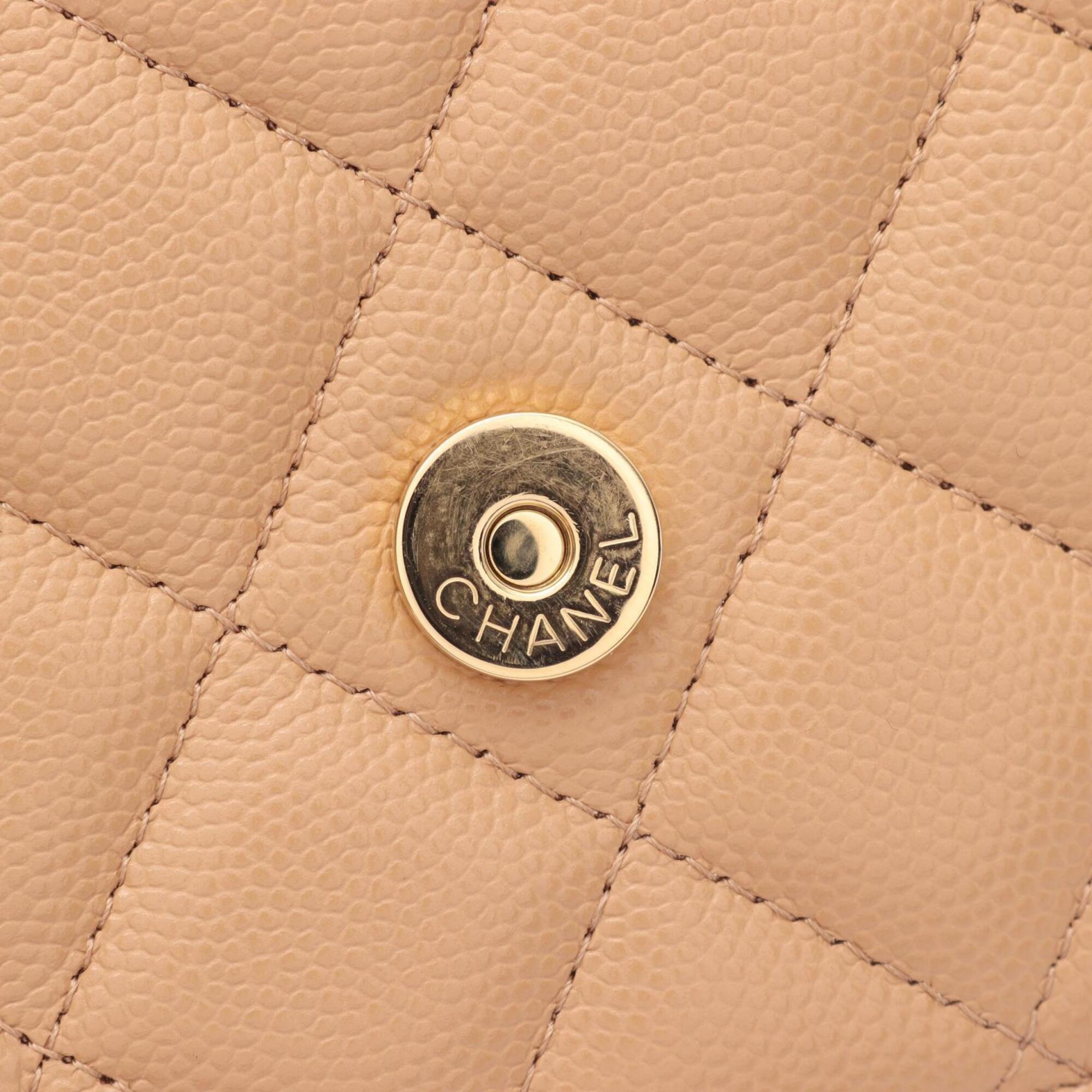 Chanel Matelasse Beige Leather Handbag Shoulder Bag (Pre-Owned)