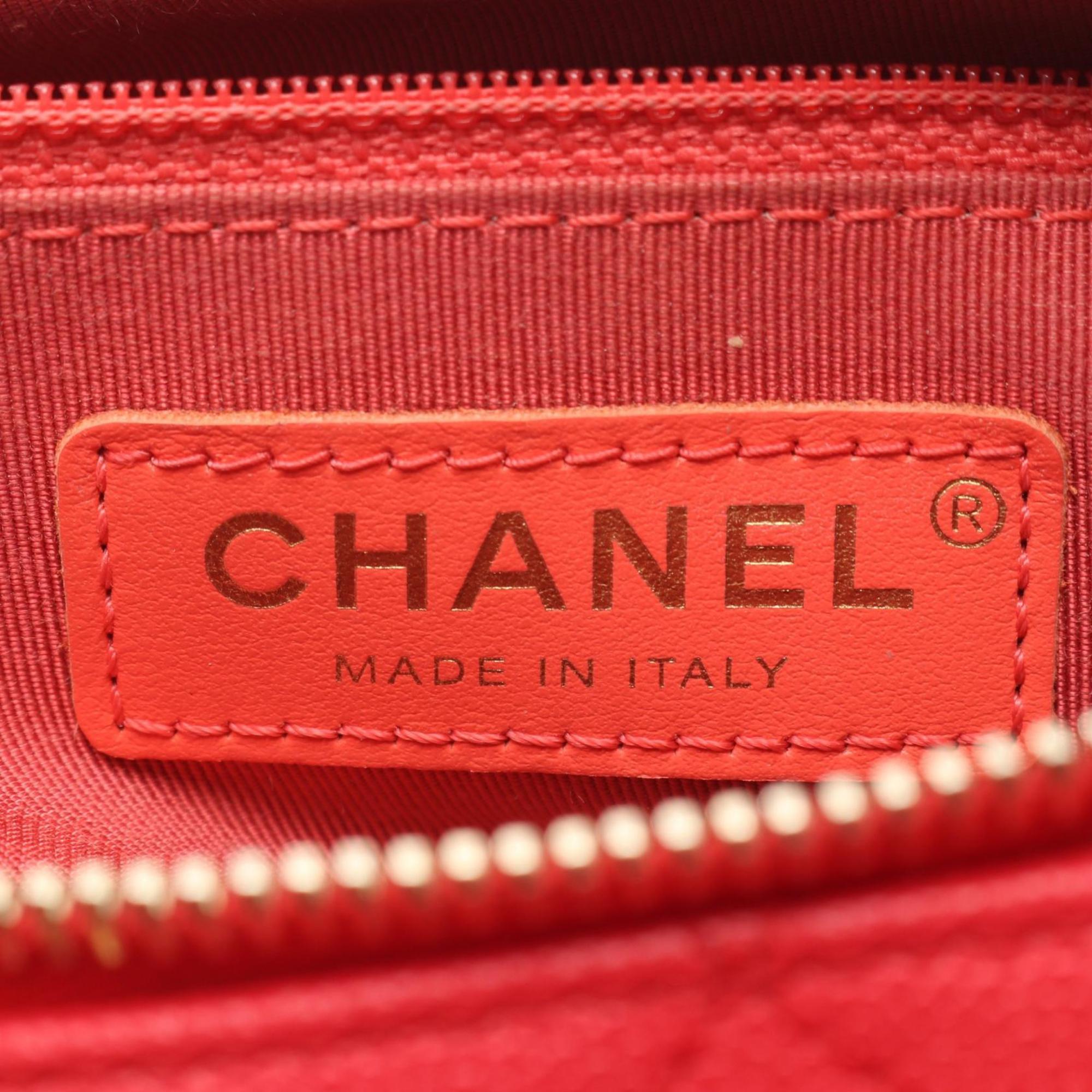 Chanel Red Color Leather Leather Shoulder Bag (Pre-Owned)