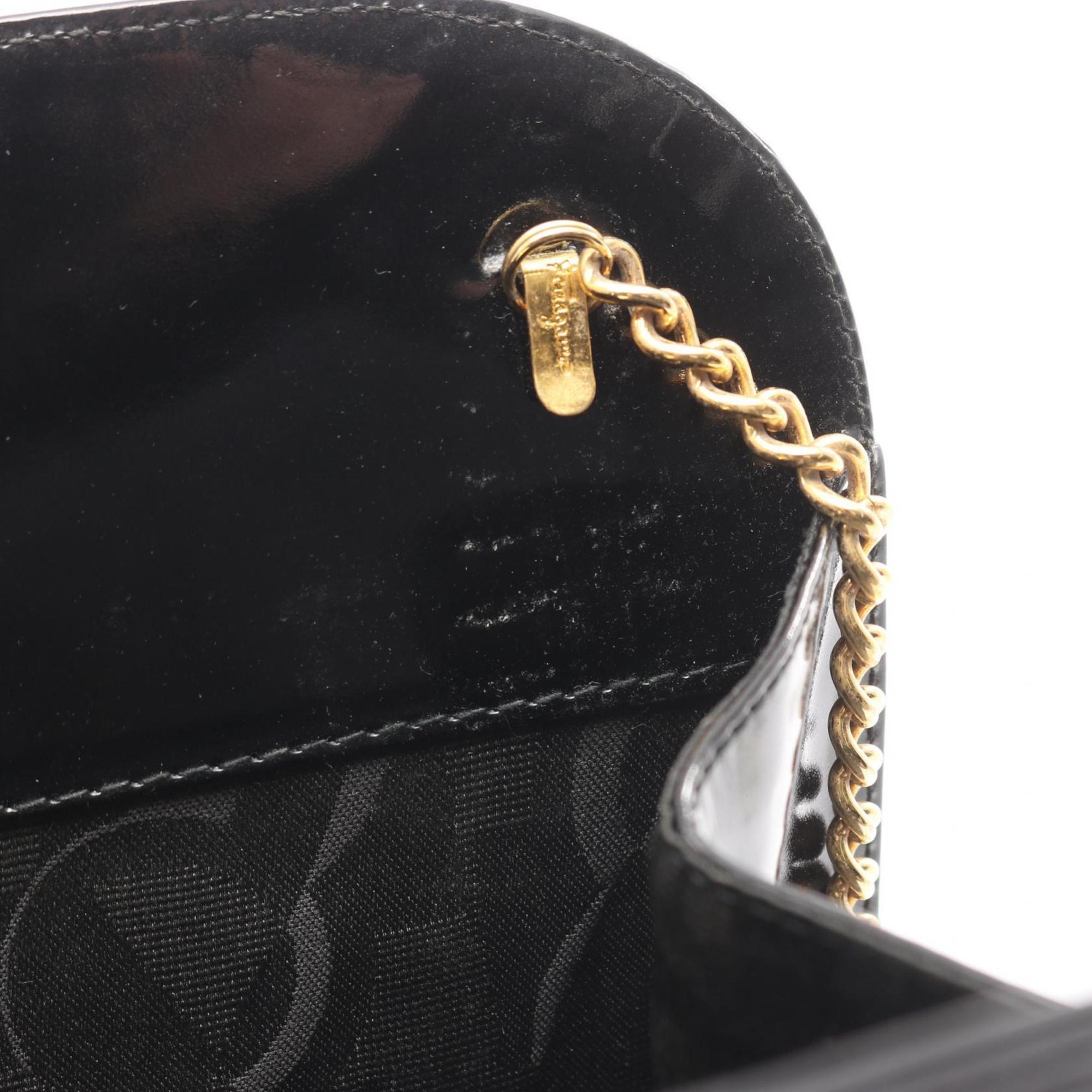 Salvatore Ferragamo Black Patent Leather Handbag Shoulder Bag (Pre-Owned)