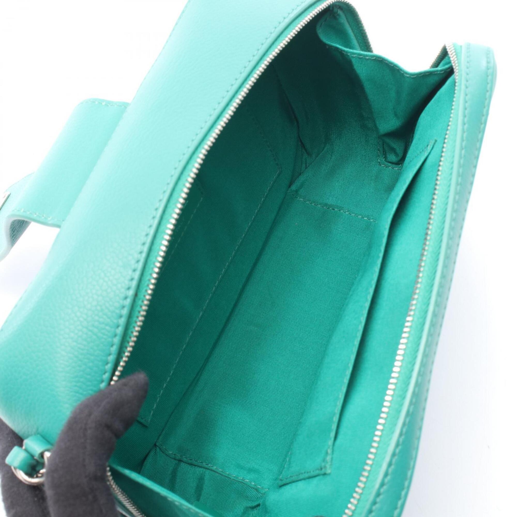 Chanel Green Grained Calfskin Handbag Shoulder Bag (Pre-Owned)