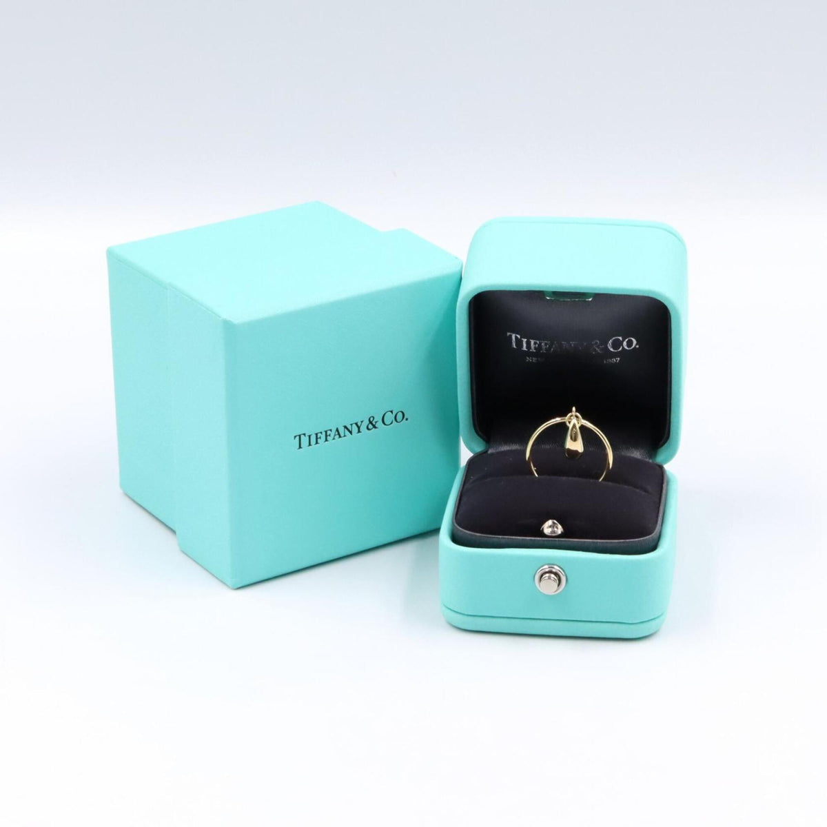 Tiffany Gold Yellow Gold (18K) Band Ring (Pre-Owned)