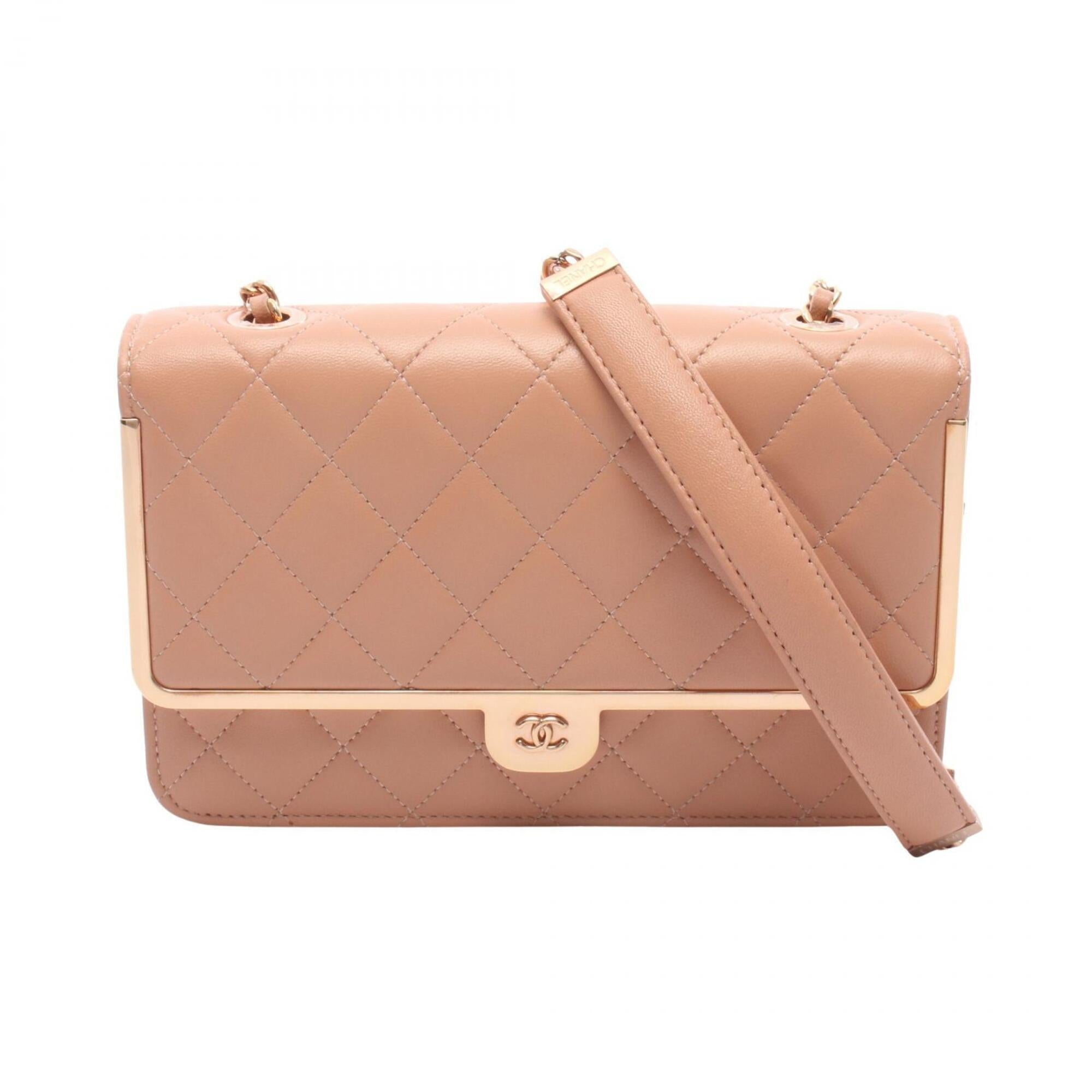 Chanel Pink Leather Handbag Shoulder Bag (Pre-Owned)