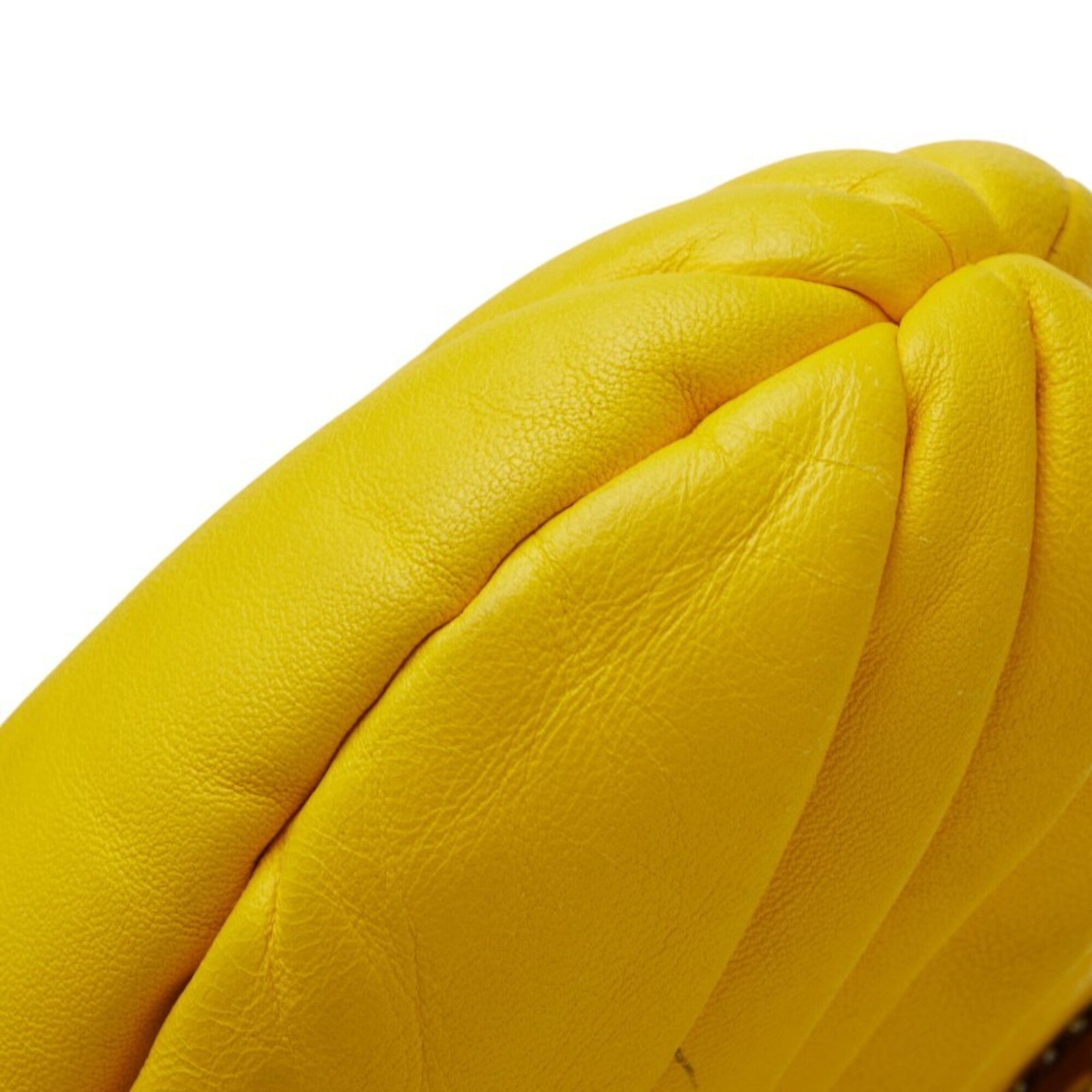 Chanel Yellow Leather Shoulder Bag (Pre-Owned)