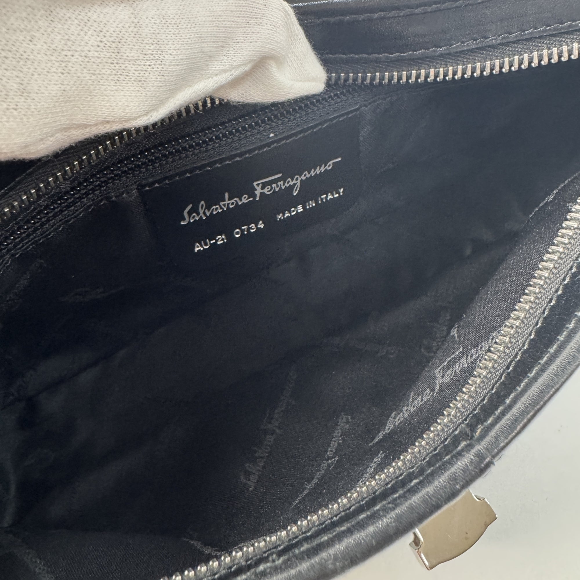 Salvatore Ferragamo Black Nylon Handbag (Pre-Owned)